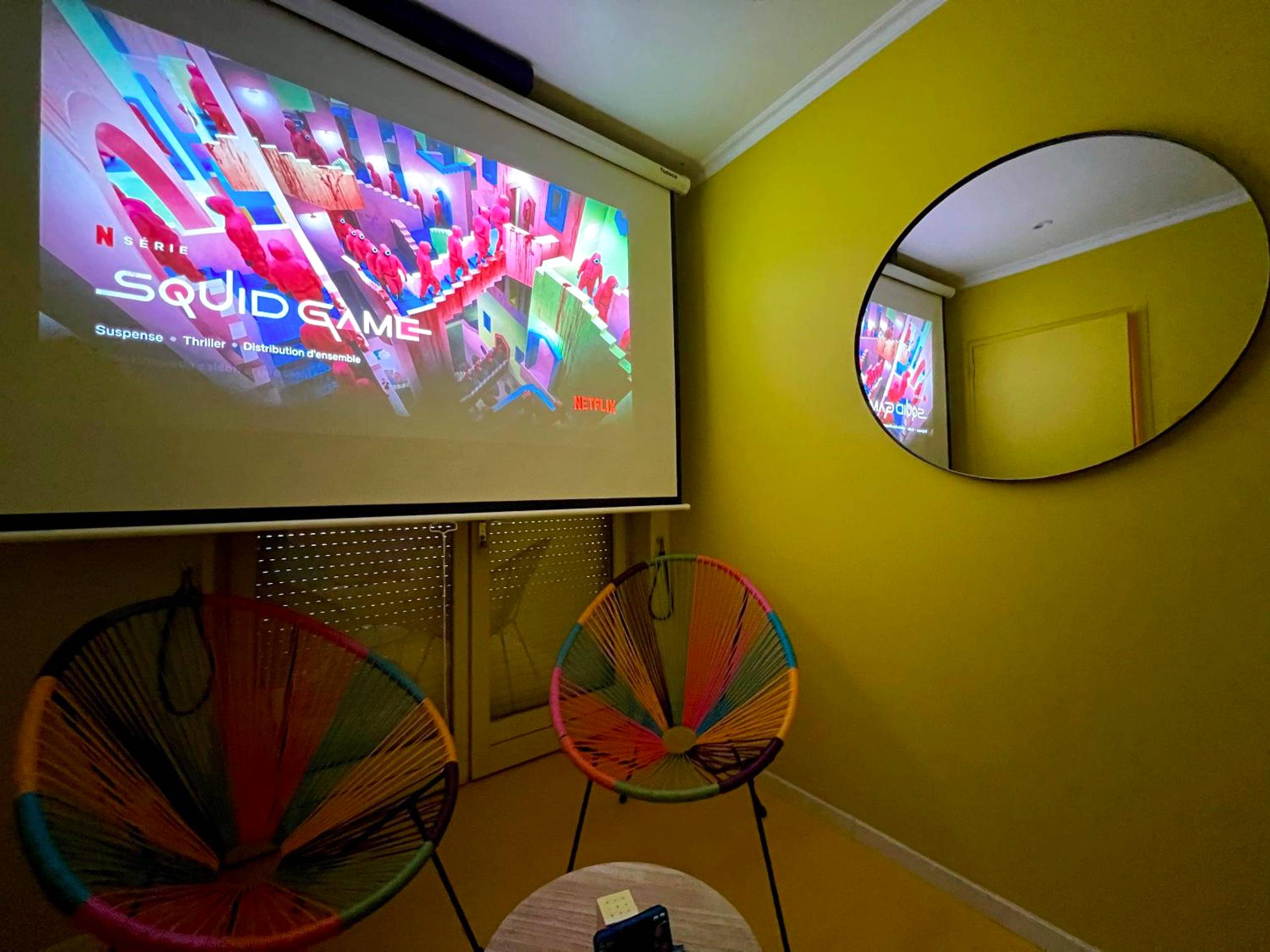 Photo du logement - Funky House SPA - Jacuzzi - Salle de cinéma & Netflix - Billard - Nintendo switch & jeux - Douai