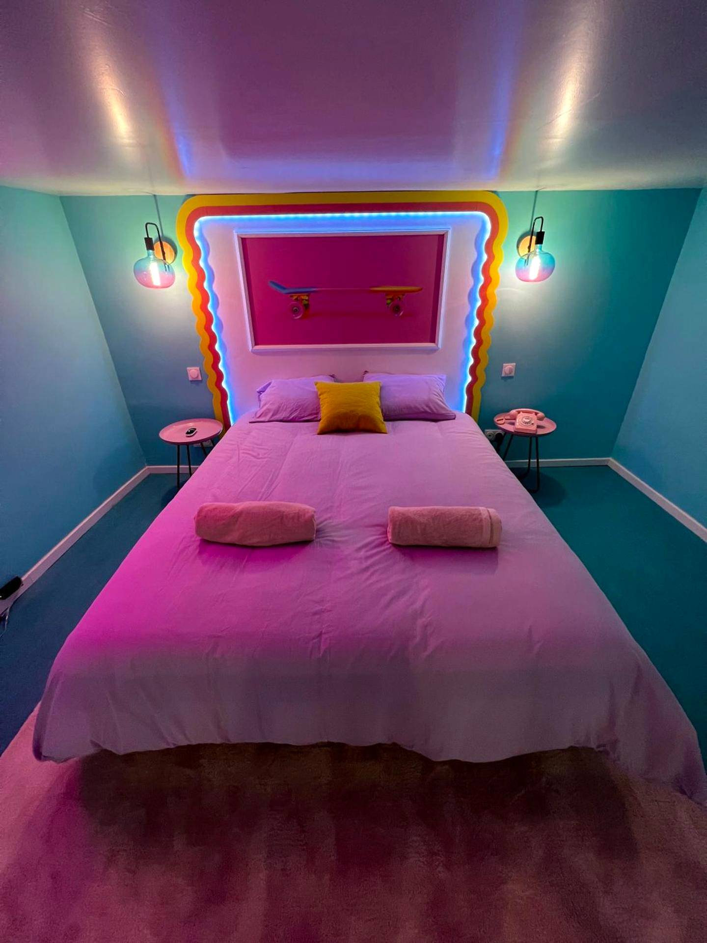 Photo du logement - Funky House SPA - Jacuzzi - Salle de cinéma & Netflix - Billard - Nintendo switch & jeux