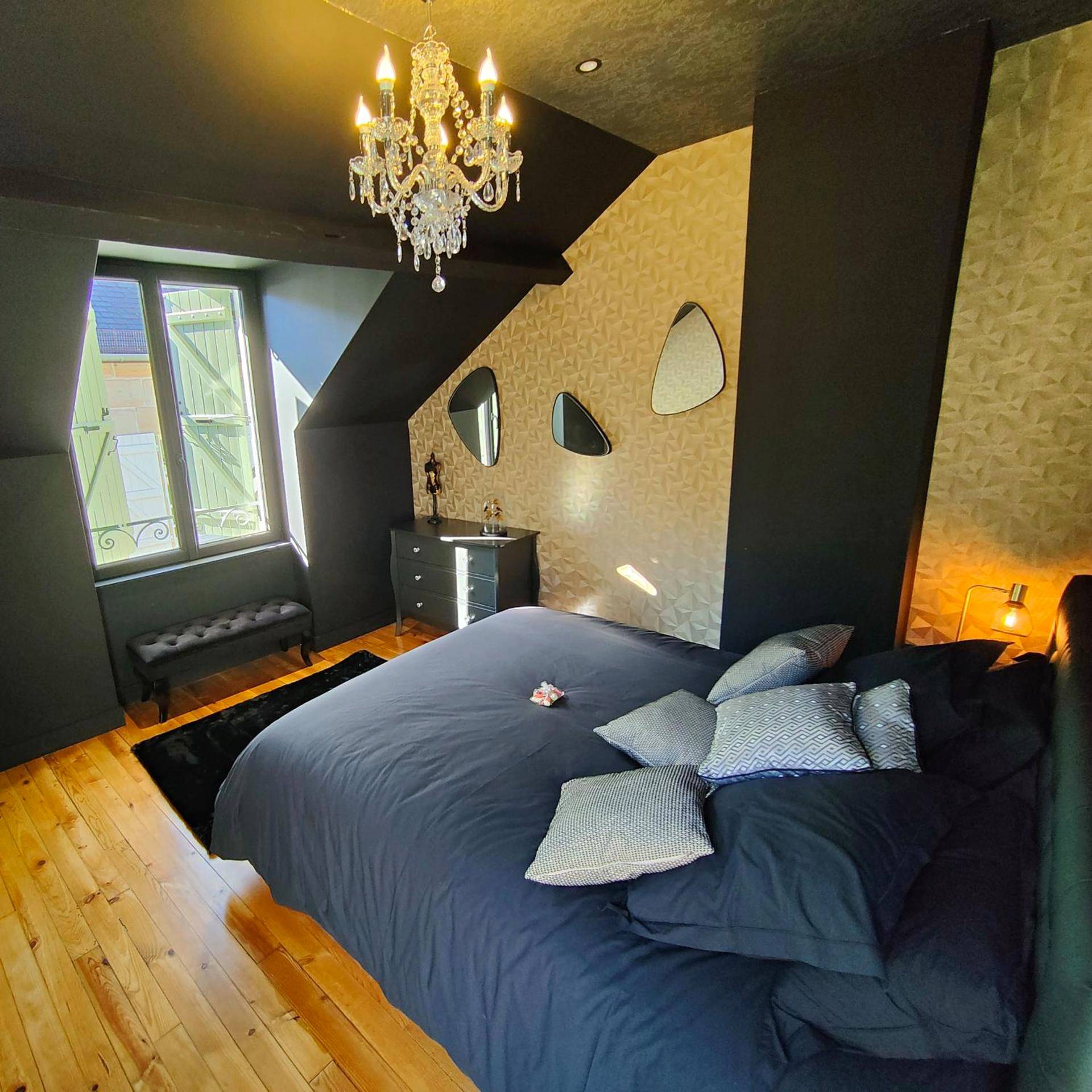Vue interieure - La Gaillardise - love room - Spa & Sauna - Espace privatif