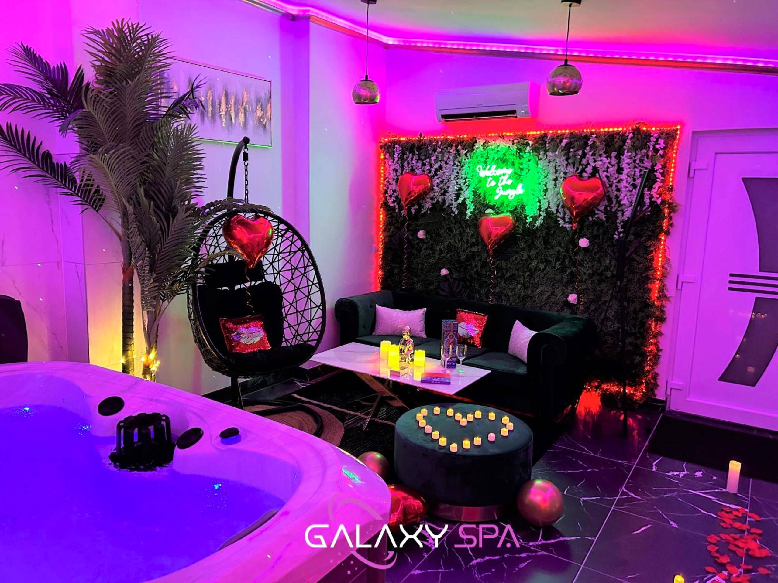 Photo du logement - GALAXY SPA - Suite Jupiter Jacuzzi Privatif