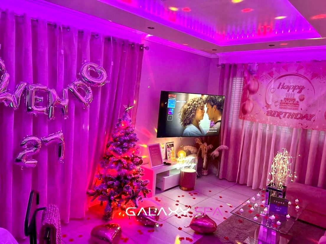 Photo du logement - GALAXY SPA - Suite Venus Jacuzzi et Sauna Privatif