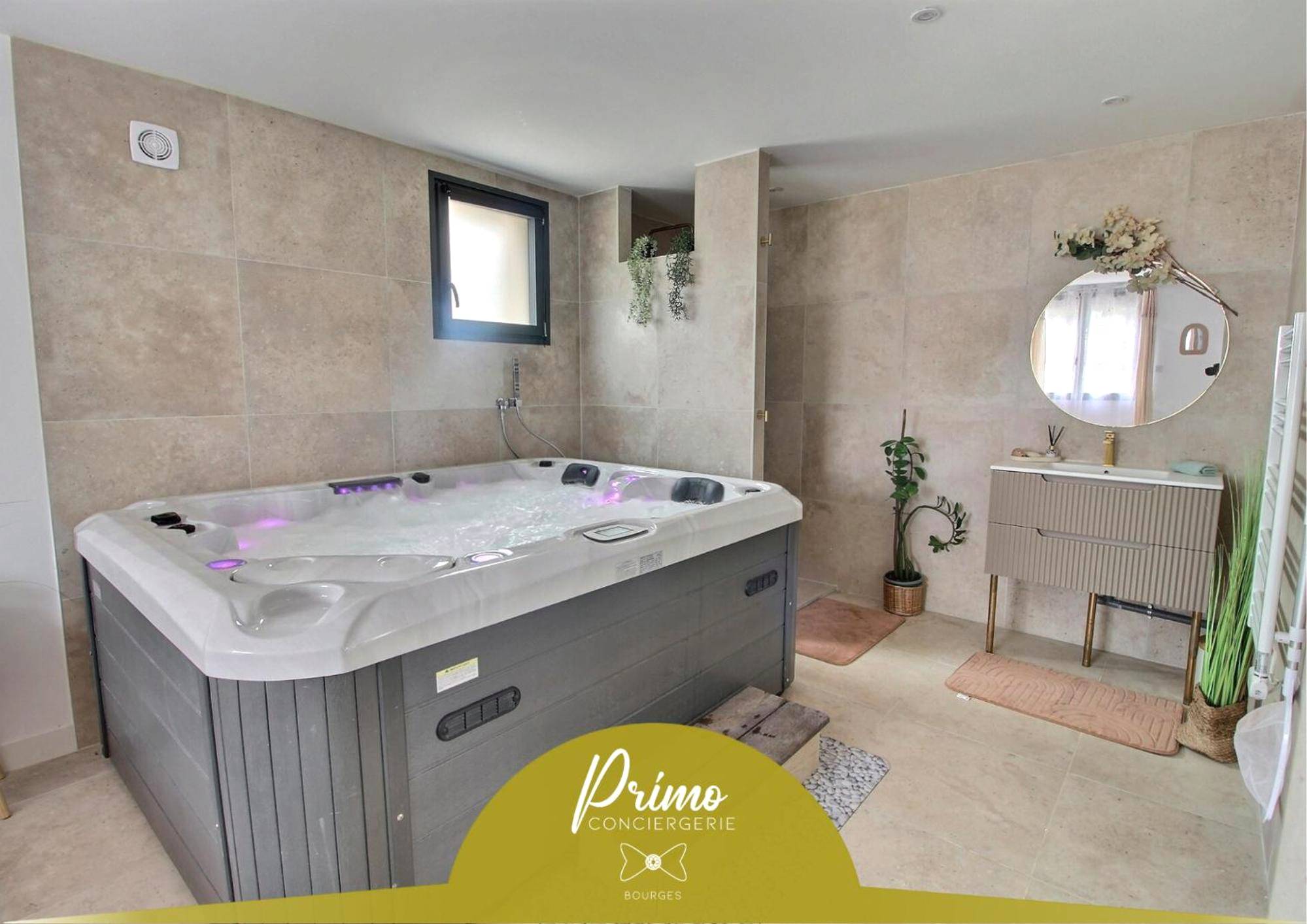 Vue principale - Love Room Bourges - Garden & Spa Camélia