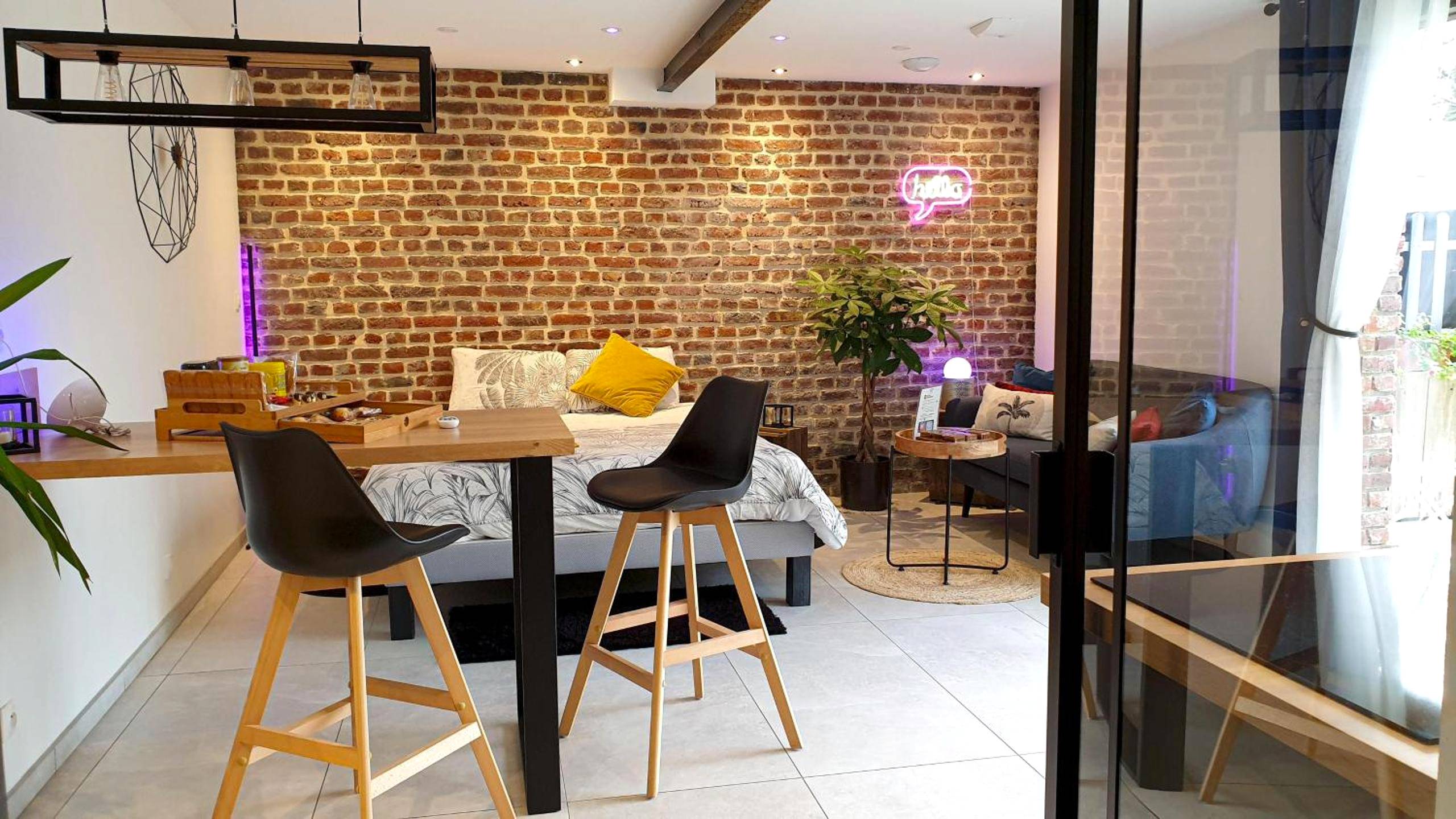 Photo du logement - GARY Suite - Studio Cosy, Spa et jardin privatif à 4 min de Cambrai - Trith - Saint - Léger