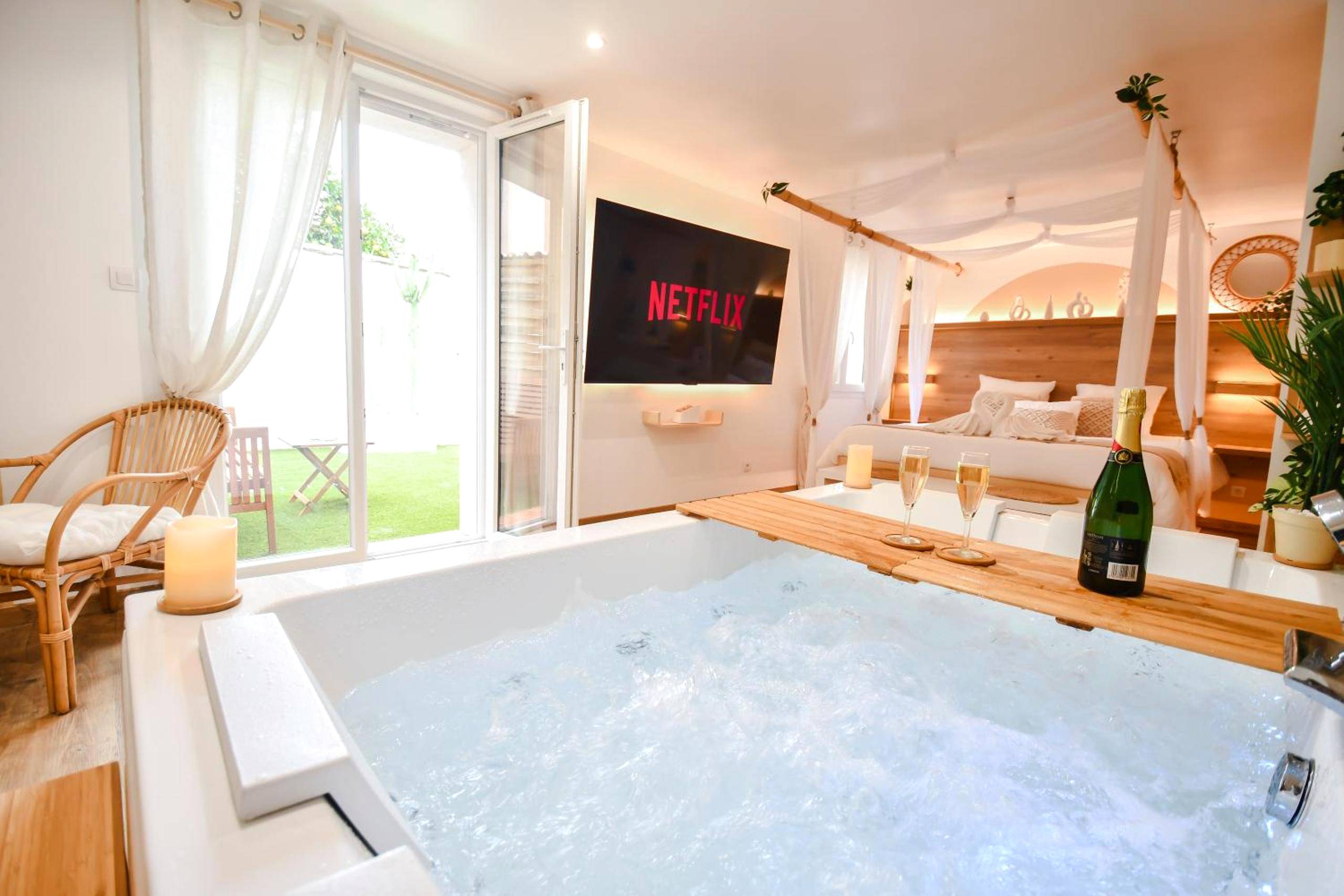 Photo du logement - La Gioya - Love Room, Jacuzzi, Baldaquin