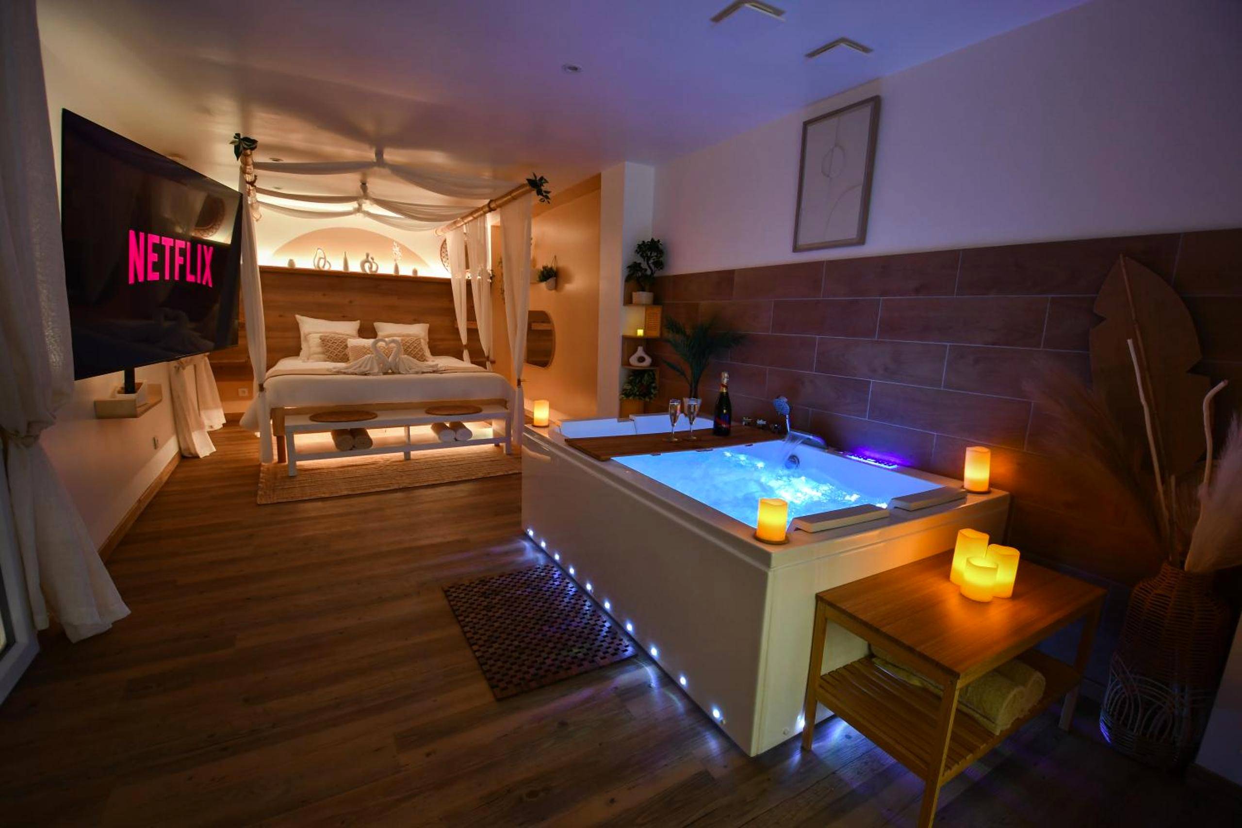 Photo du logement - La Gioya - Love Room, Jacuzzi, Baldaquin