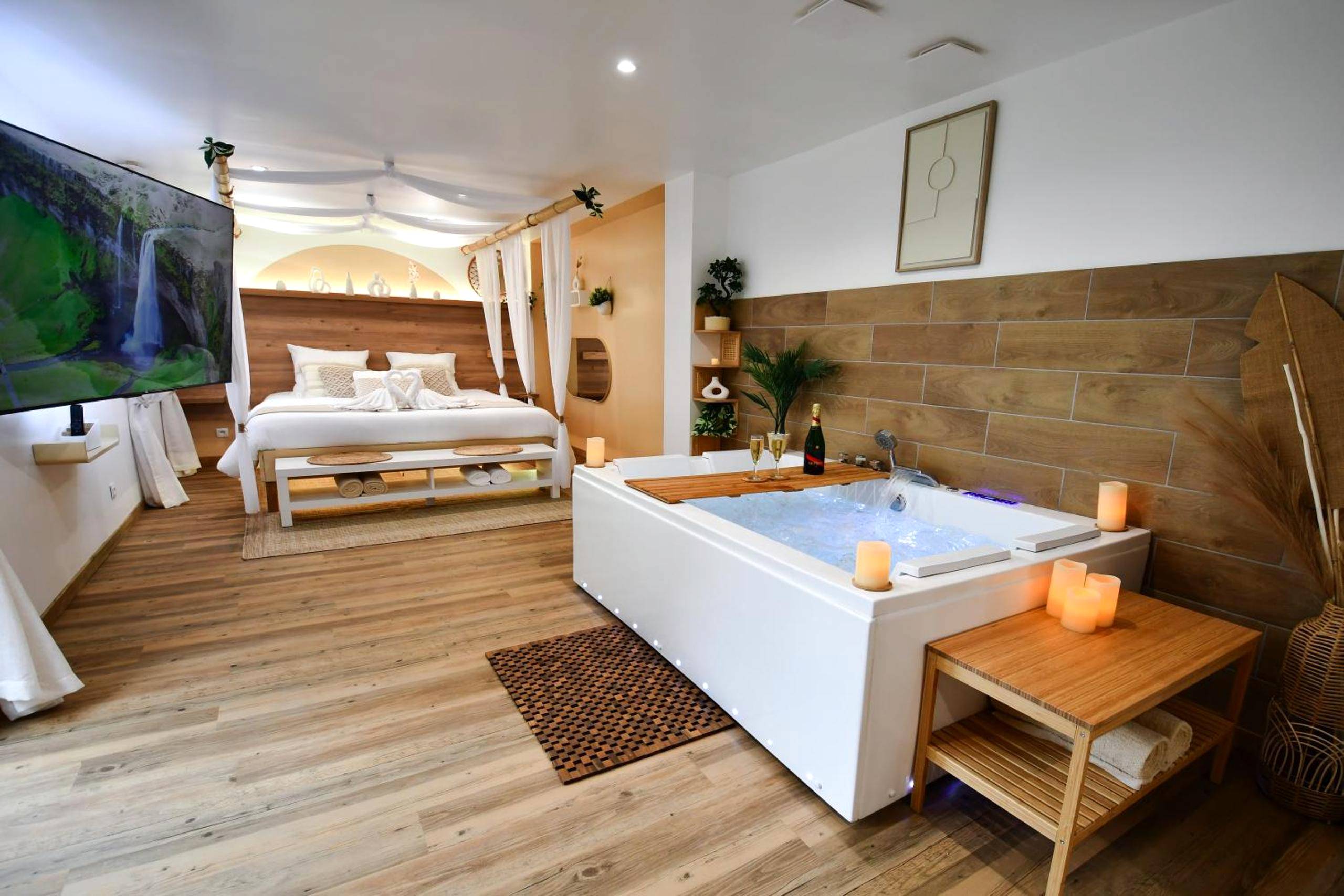 Photo du logement - La Gioya - Love Room, Jacuzzi, Baldaquin