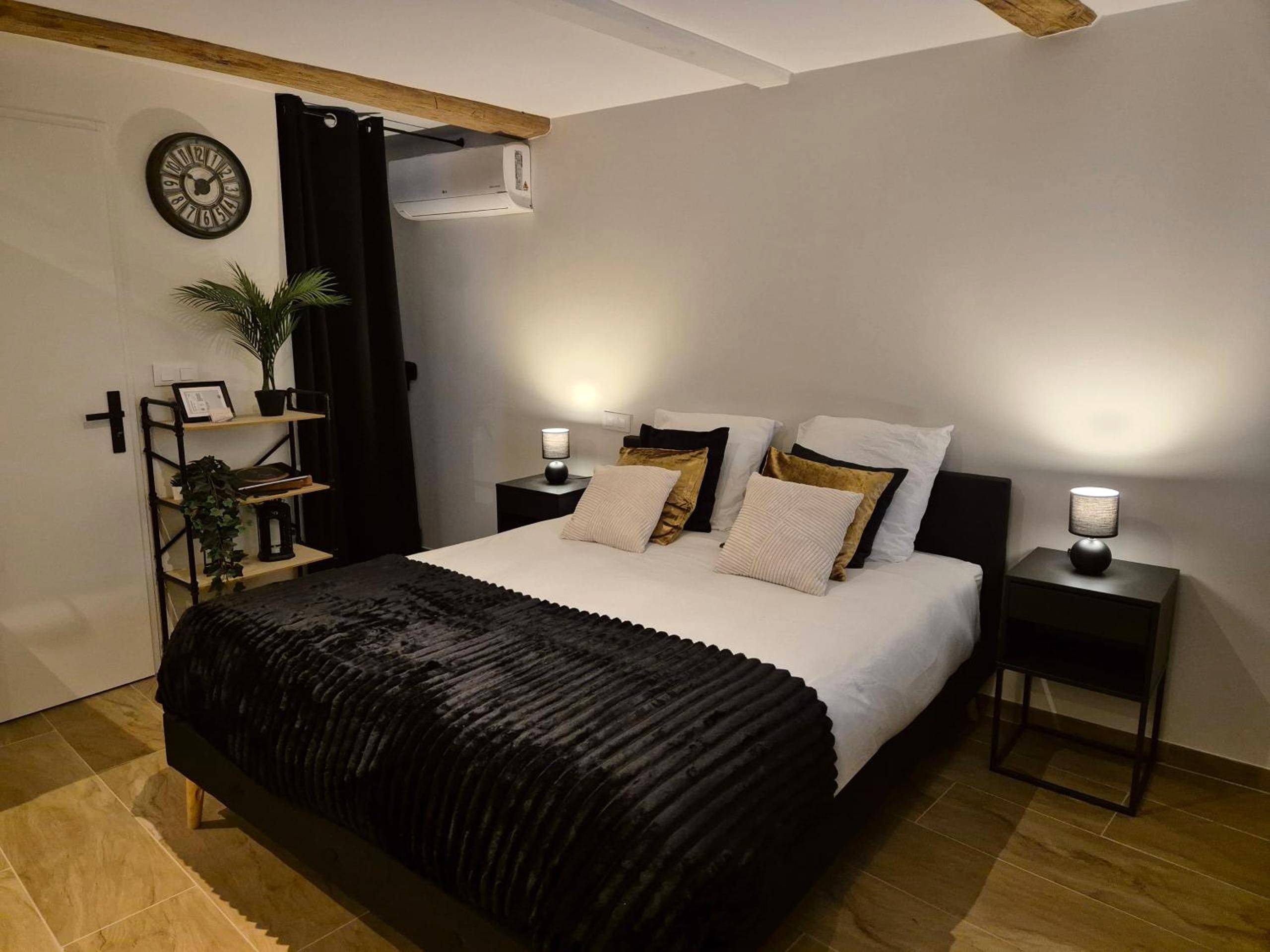 Vue interieure - Gîte érotique avec spa privatif