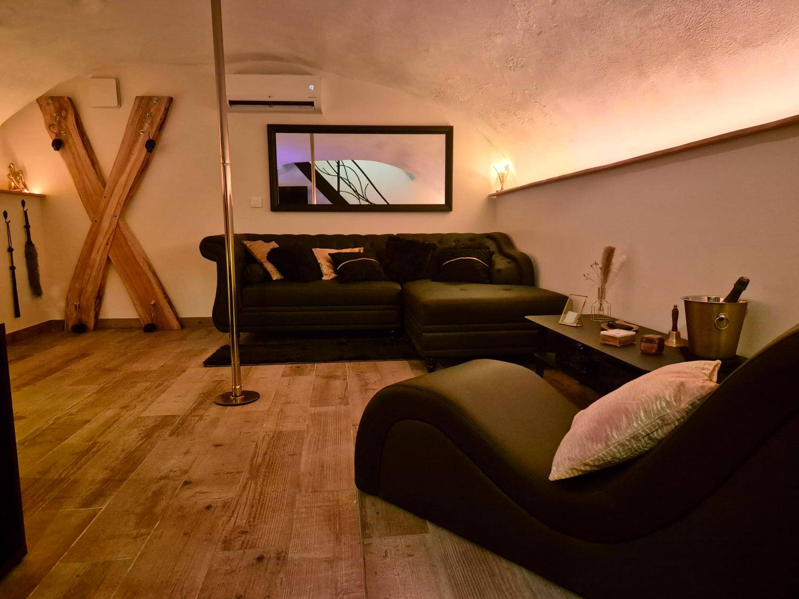 Photo du logement - Gîte érotique avec spa privatif