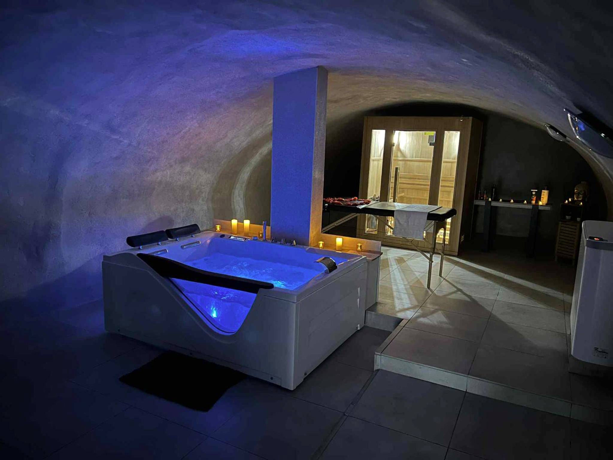 Photo du logement - Studio Glamour avec espace balnéo privé