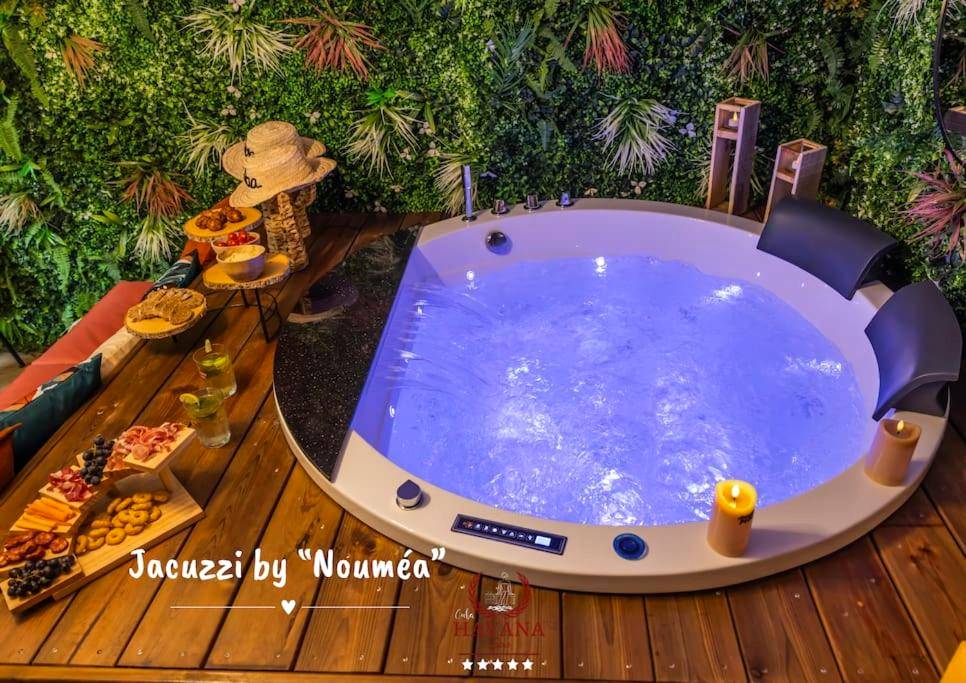 Photo du logement - Loft "Havana Spa" Cuba Jacuzzi Sauna Bar à cocktails