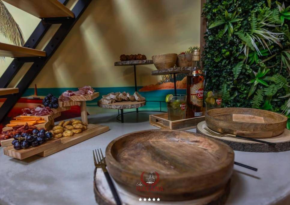 Photo du logement - Loft "Havana Spa" Cuba Jacuzzi Sauna Bar à cocktails