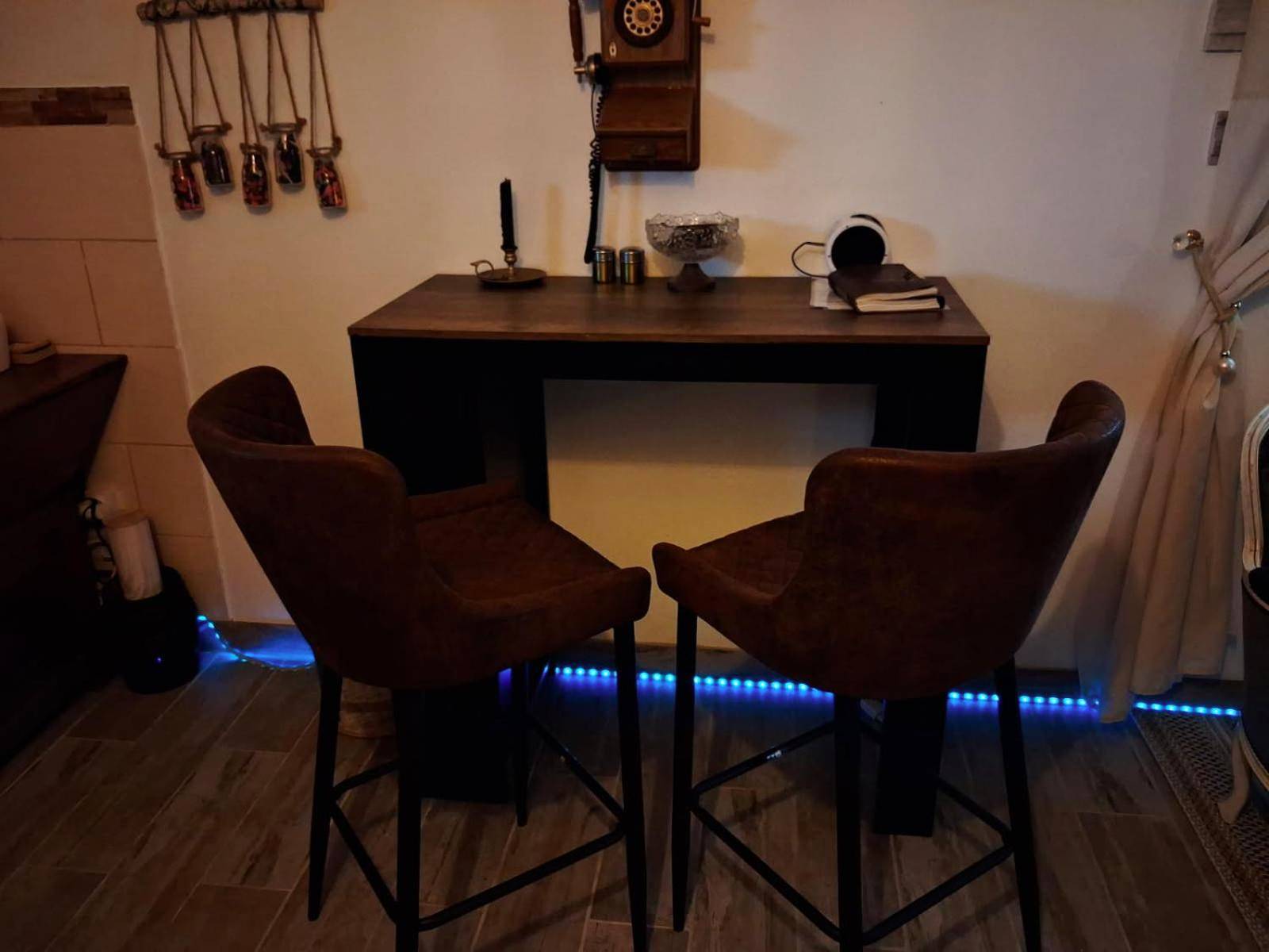 Photo du logement - L'histoire de l'ouest , jacuzzi appartement - Dole