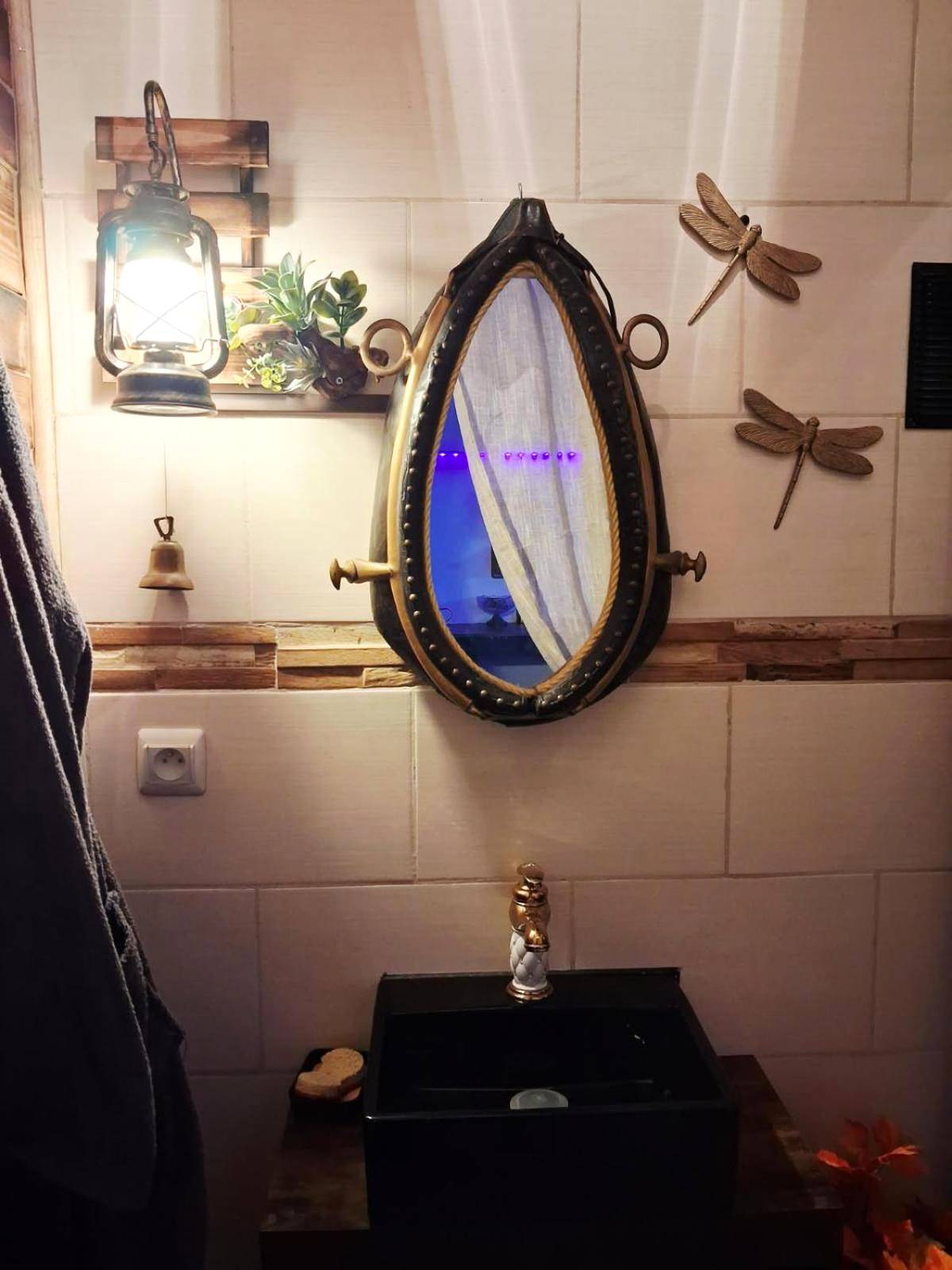 Photo du logement - L'histoire de l'ouest , jacuzzi appartement