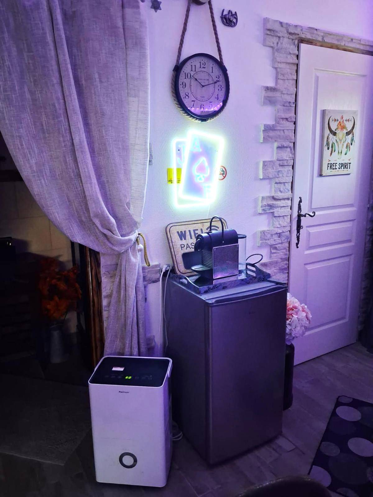 Photo du logement - L'histoire de l'ouest , jacuzzi appartement