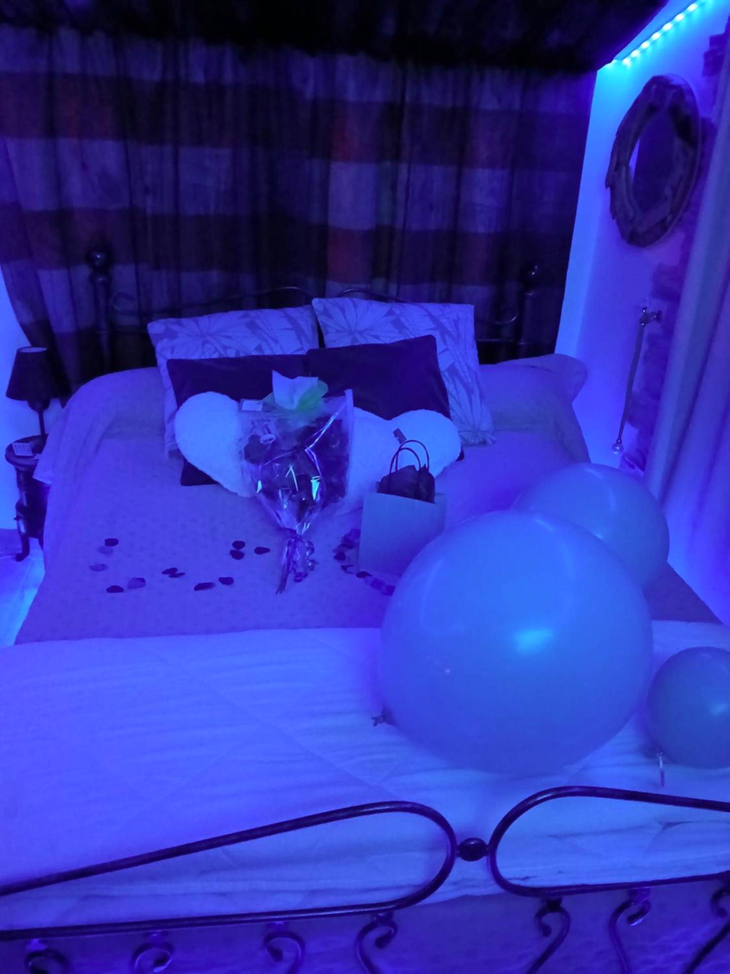 Photo du logement - L'histoire de l'ouest , jacuzzi appartement