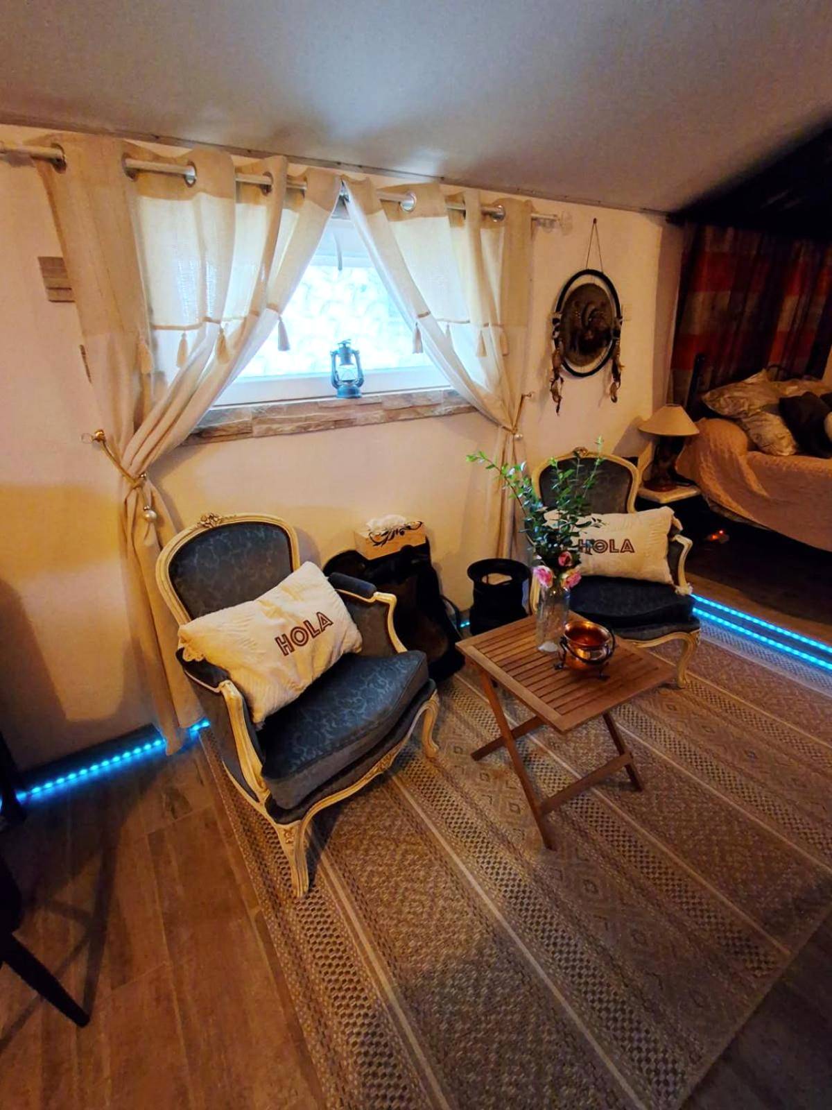 Photo du logement - L'histoire de l'ouest , jacuzzi appartement