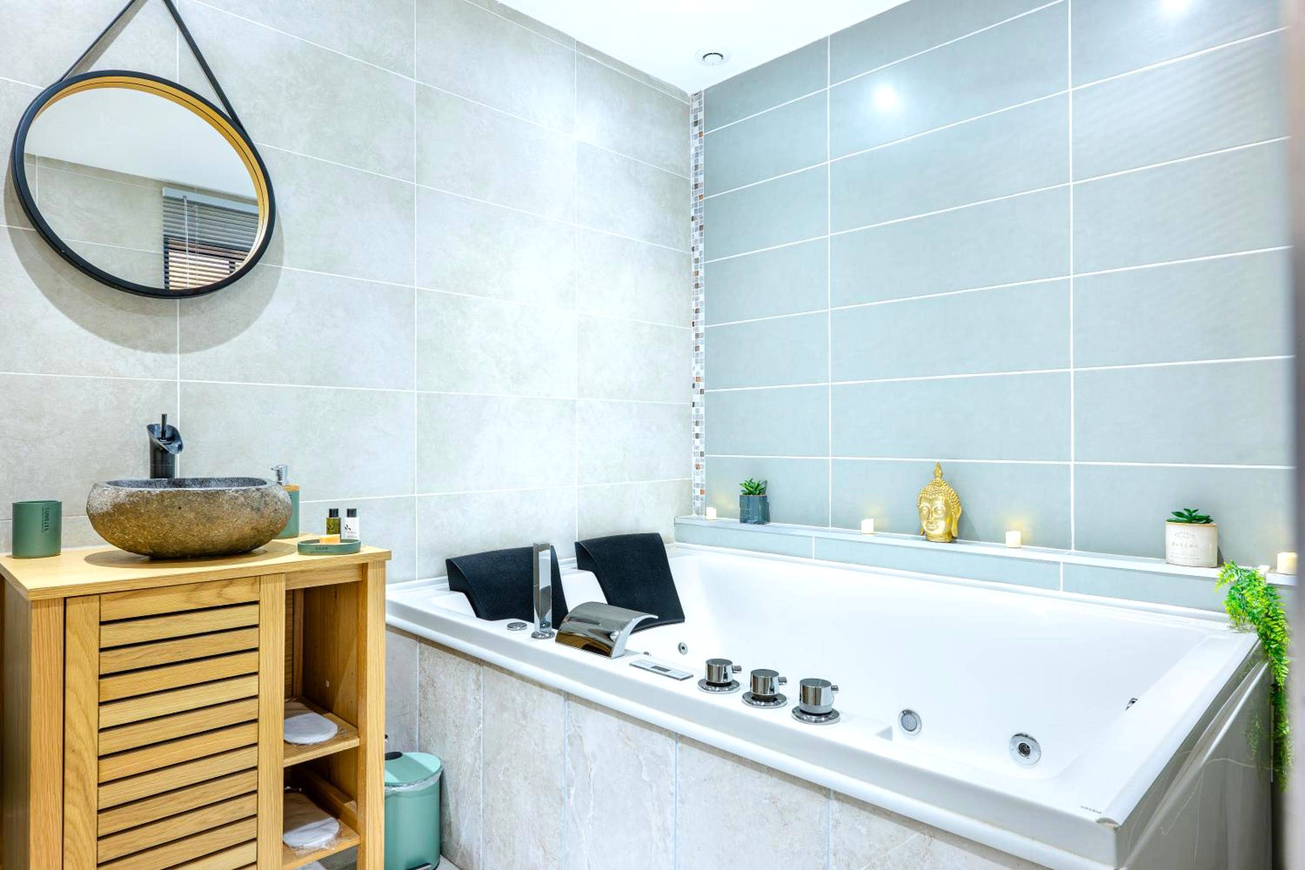 Photo du logement - Il Était Une Fois - GAP Chambre romantique & SPA - Gap