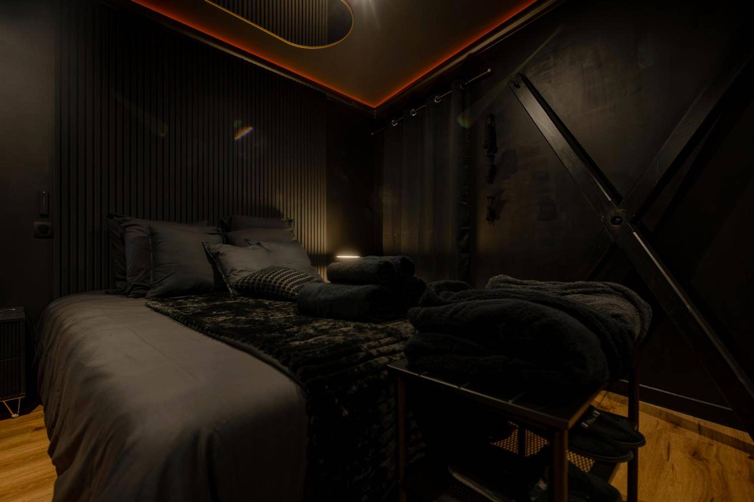 Photo du logement - Infinityroom I Secret suite I Love room I Angouleme