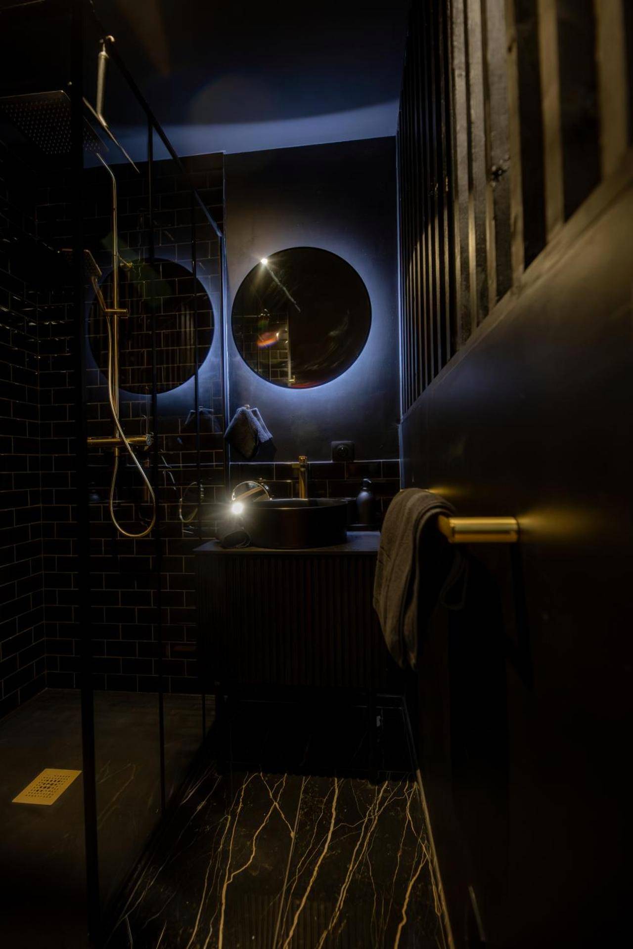 Photo du logement - Infinityroom I Secret suite I Love room I Angouleme - Angoulême