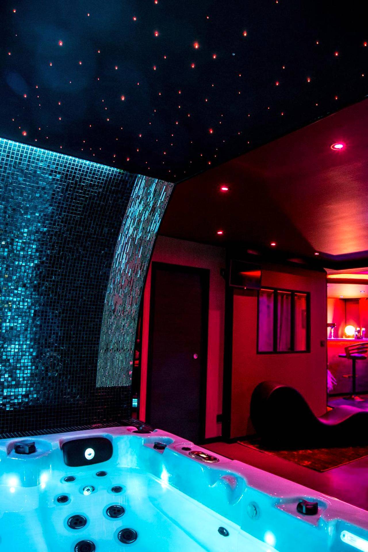 Photo du logement - L'Insolite Spa Privatif ''Suite Luxueuse - Jacuzzi"