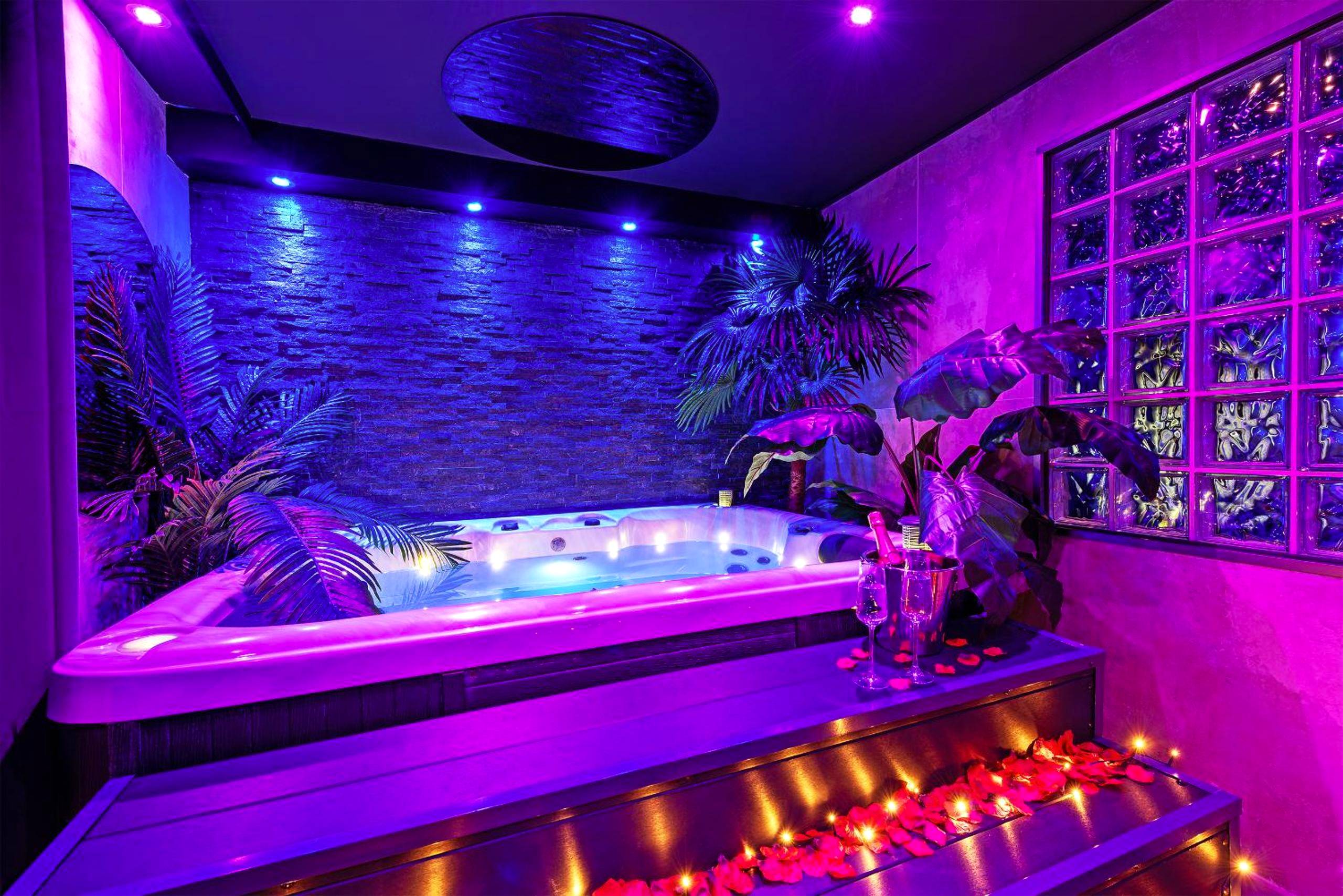 Photo du logement - L’Insolite, Spa Privatif (Appartement Jacuzzi) - Toulouse