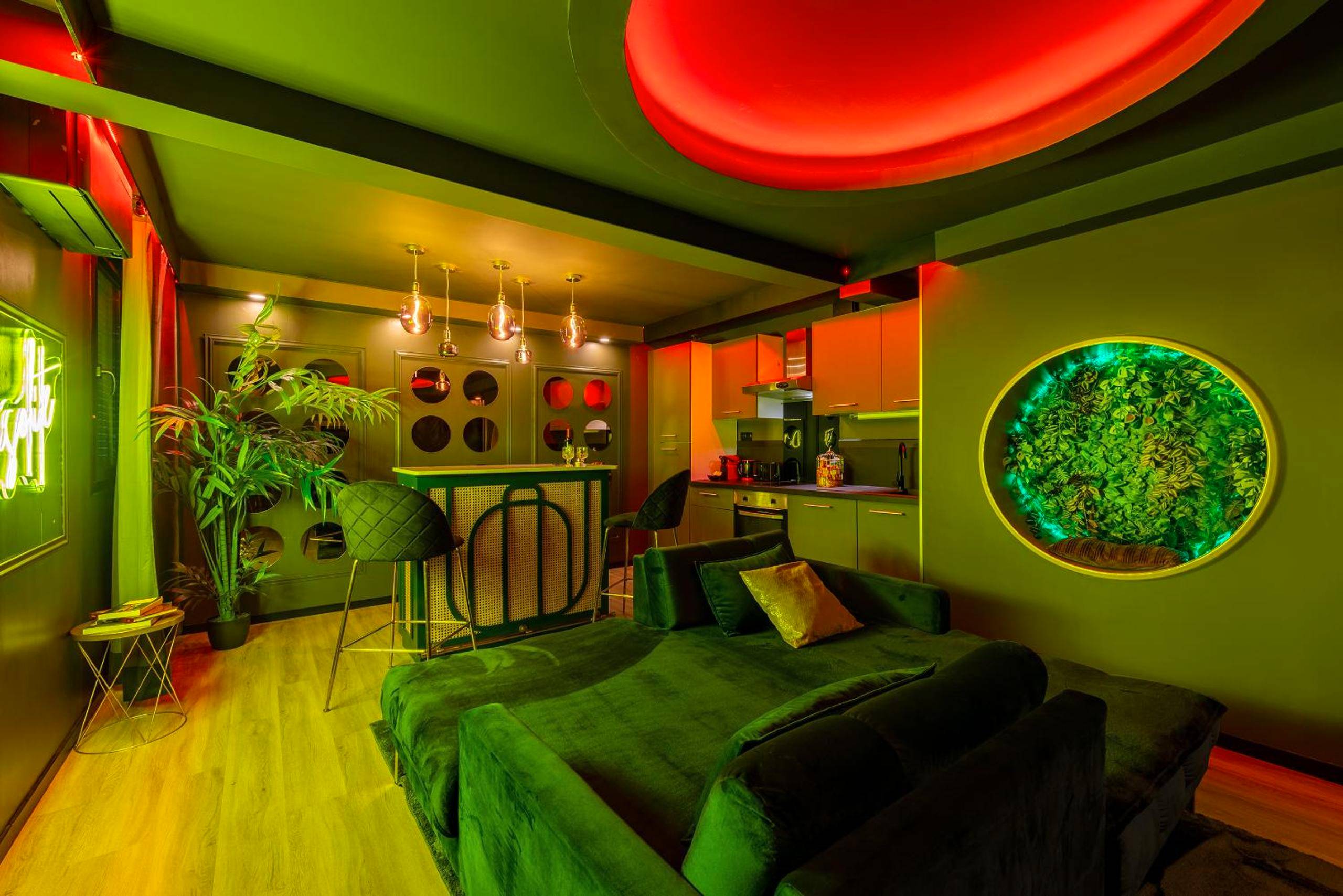 Photo du logement - L’Insolite, Spa Privatif (Appartement Jacuzzi)