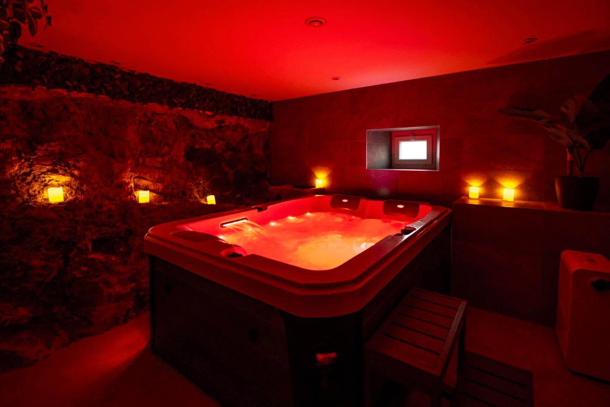 Vue principale - Love Room Nantes - L'Insoupçonnée