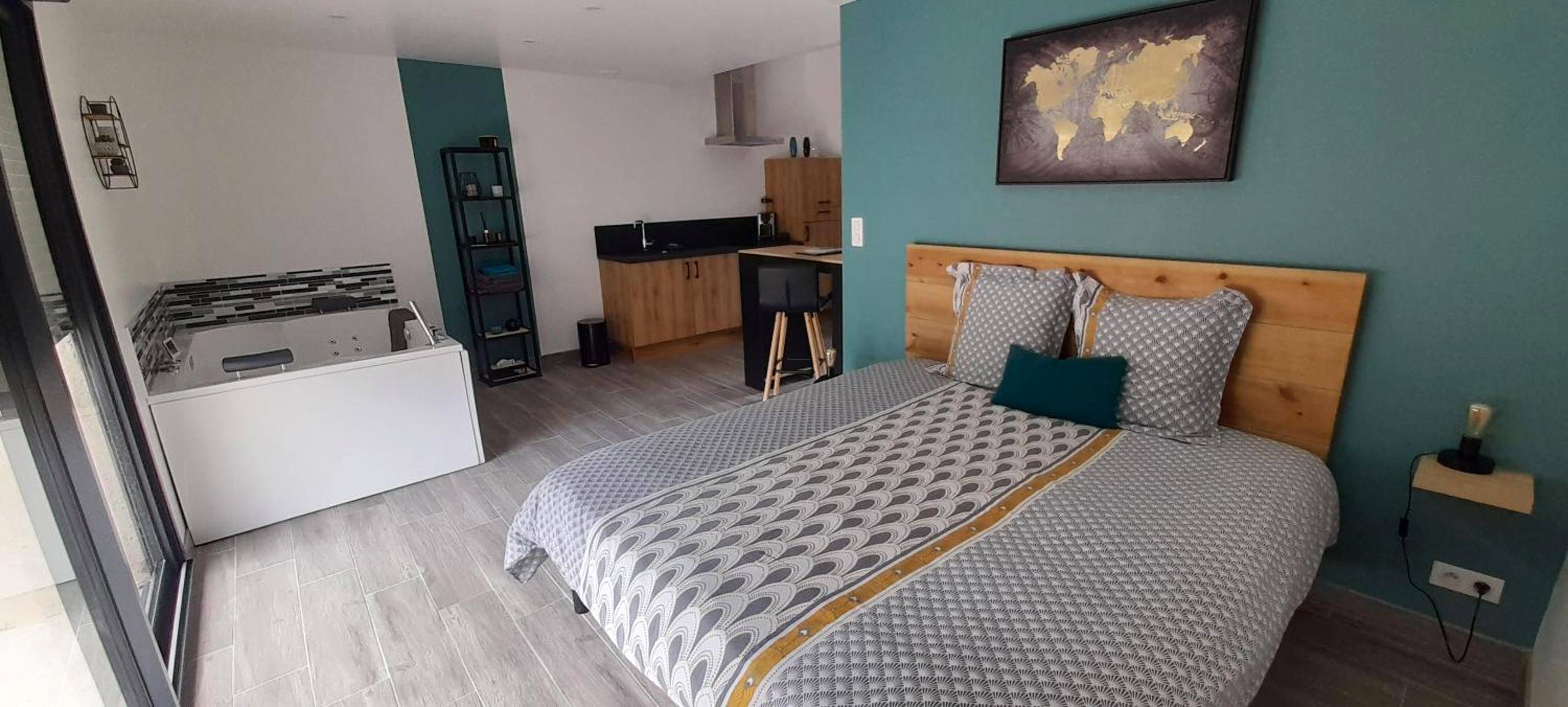 Vue interieure - L'instant spa et sa terrasse privative
