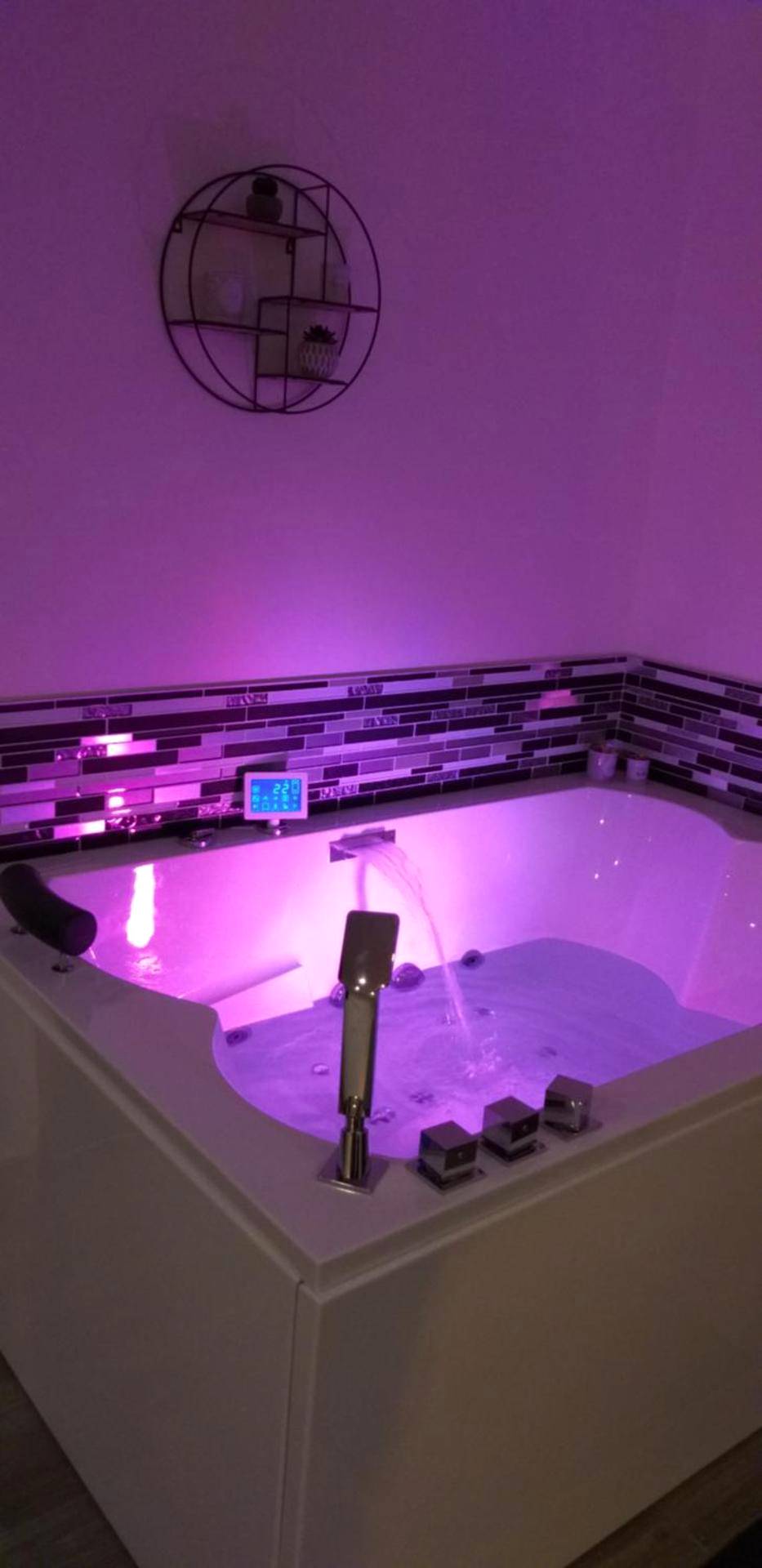 Photo du logement - L'instant spa et sa terrasse privative