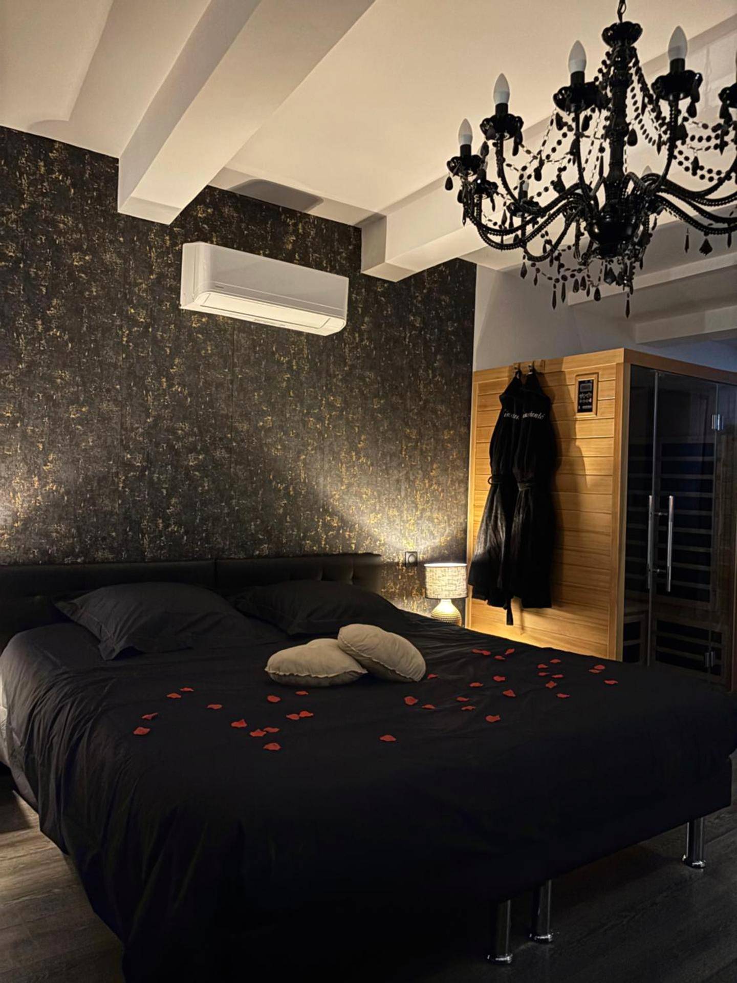 Photo du logement - Love Room L'instanté - Suite "L'élégante" - Limoux