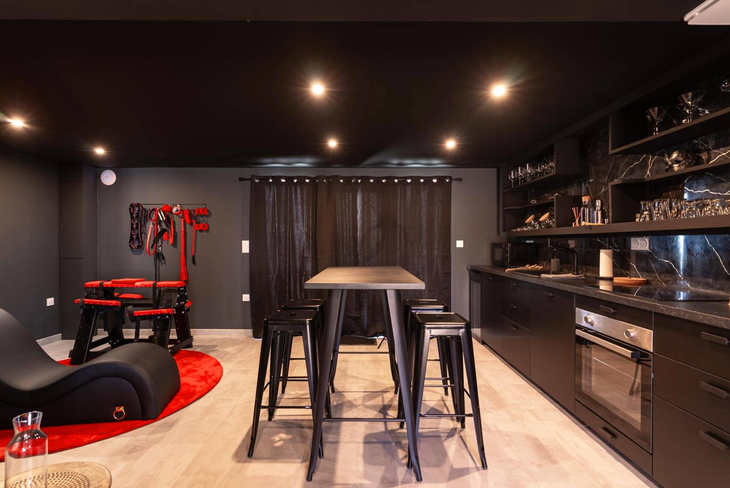 Photo du logement - L'Interdit, Confort et Sensualité