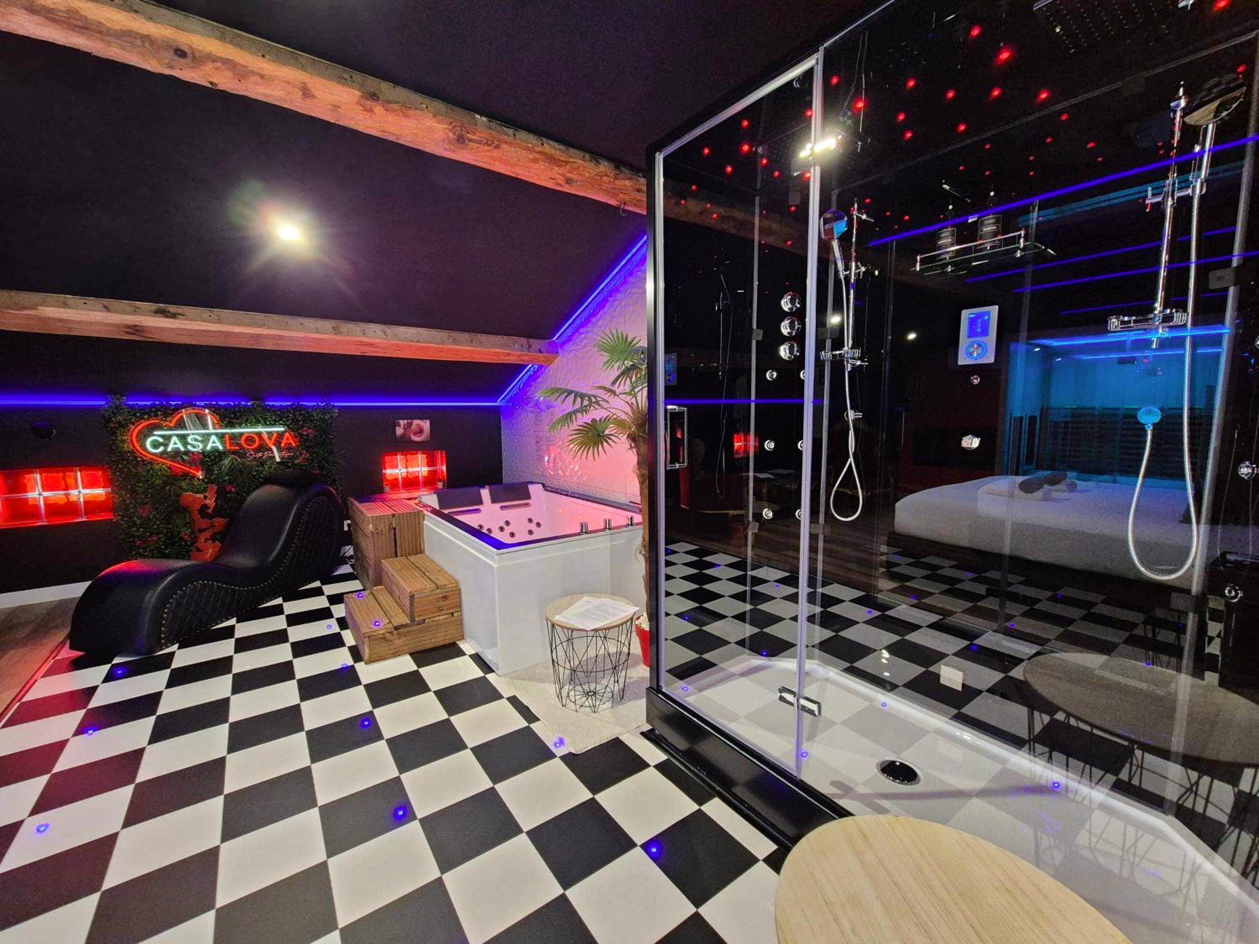 Photo du logement - L'Interdit Suite Luxe Romantique Spa Balneo Sauna Hammam