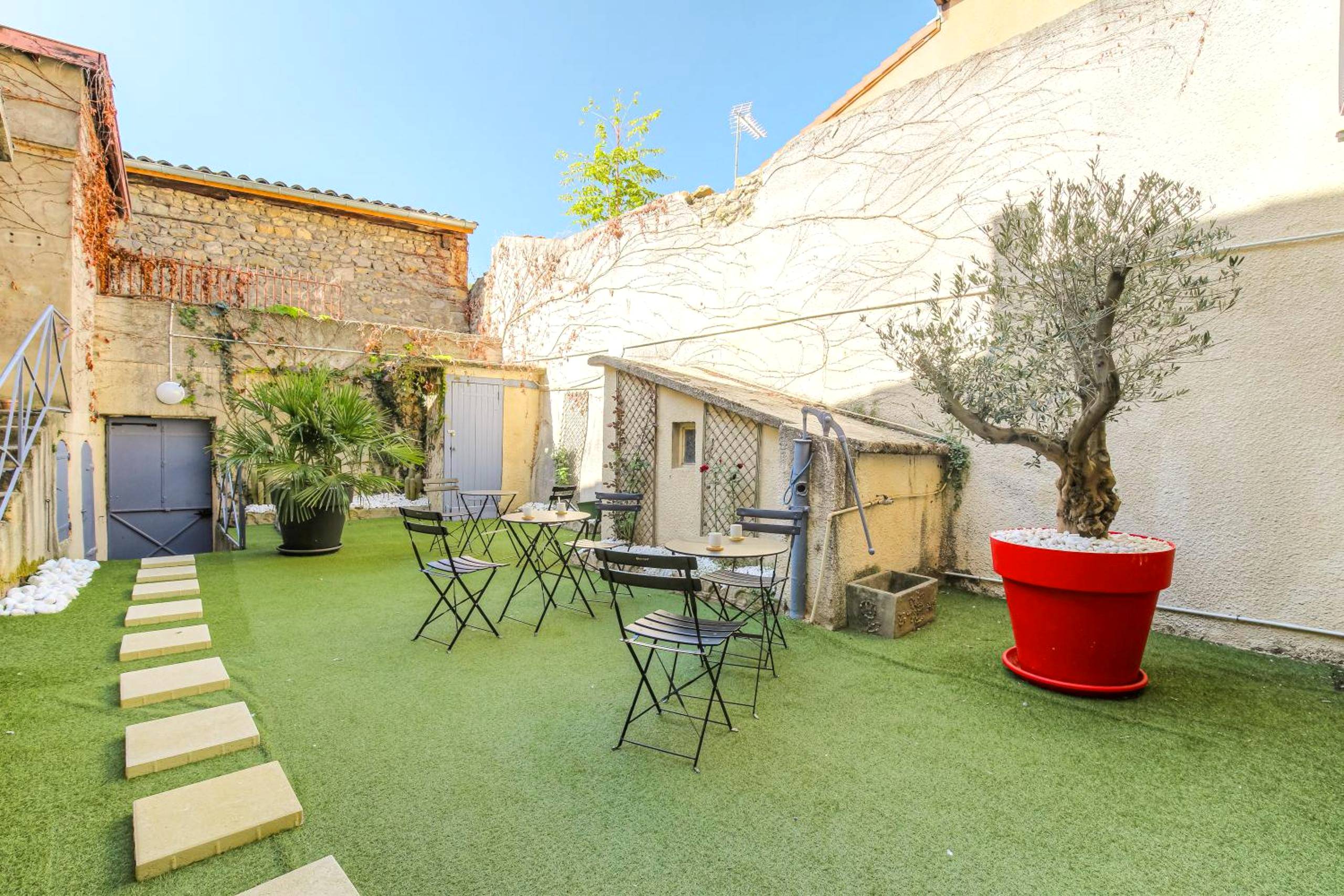 Photo du logement - L'Interdit Suite Luxe Romantique Spa Balneo Sauna Hammam - Serrières