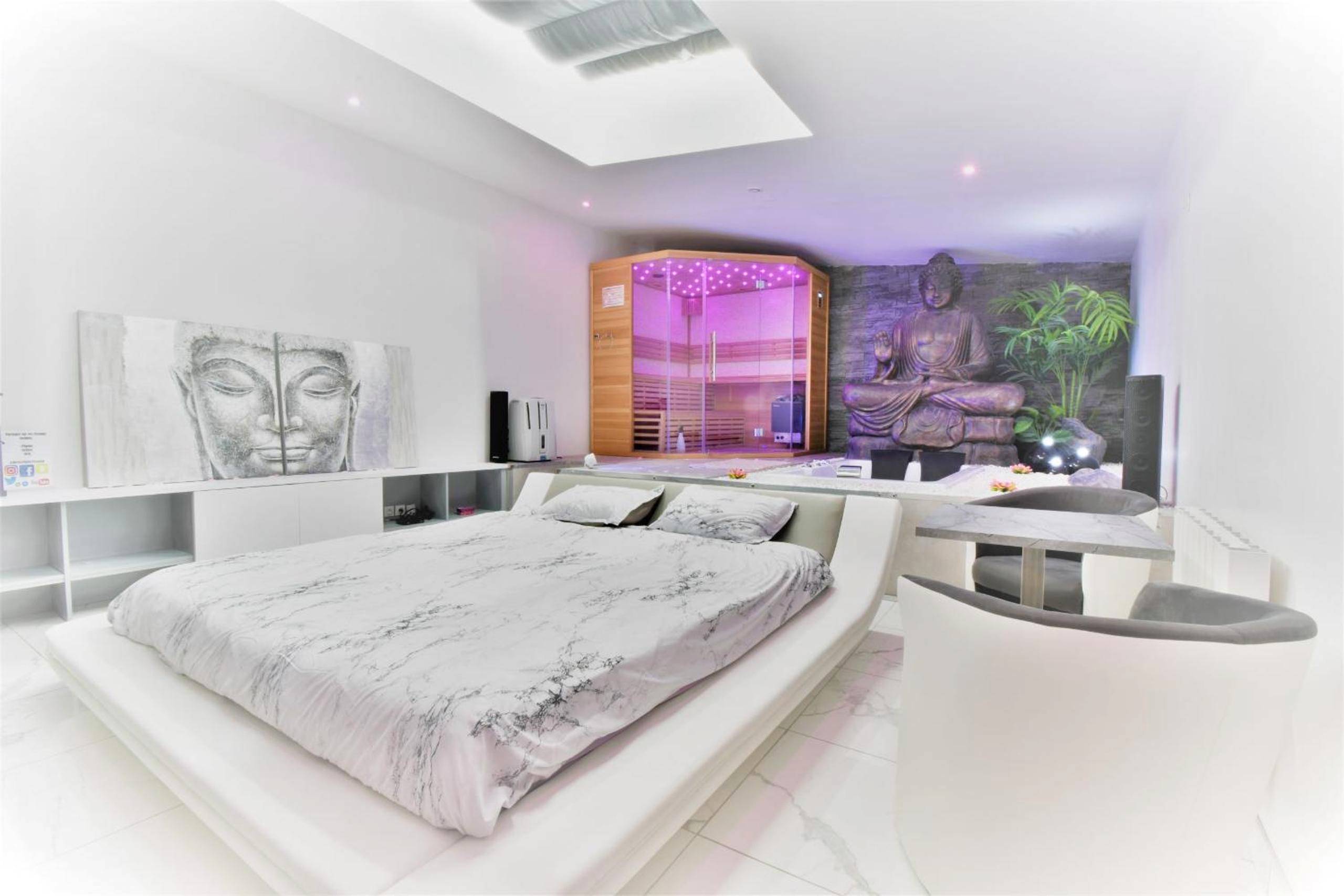 Vue du logement - Love Room Fécamp - Jacuzzi Romantique 15 min Etretat 2