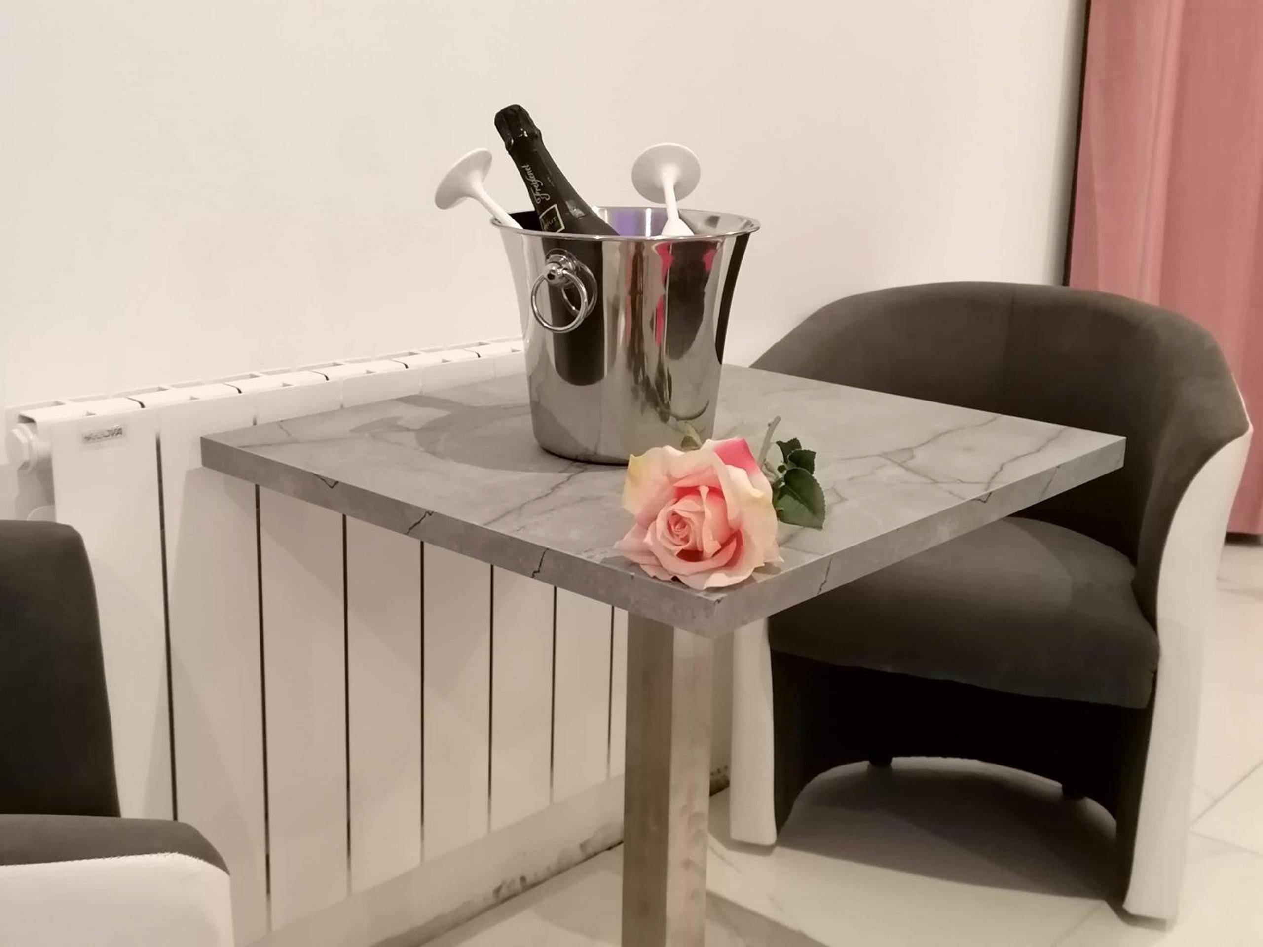 Photo du logement - Jacuzzi Romantique 15 min Etretat 2 - Fécamp