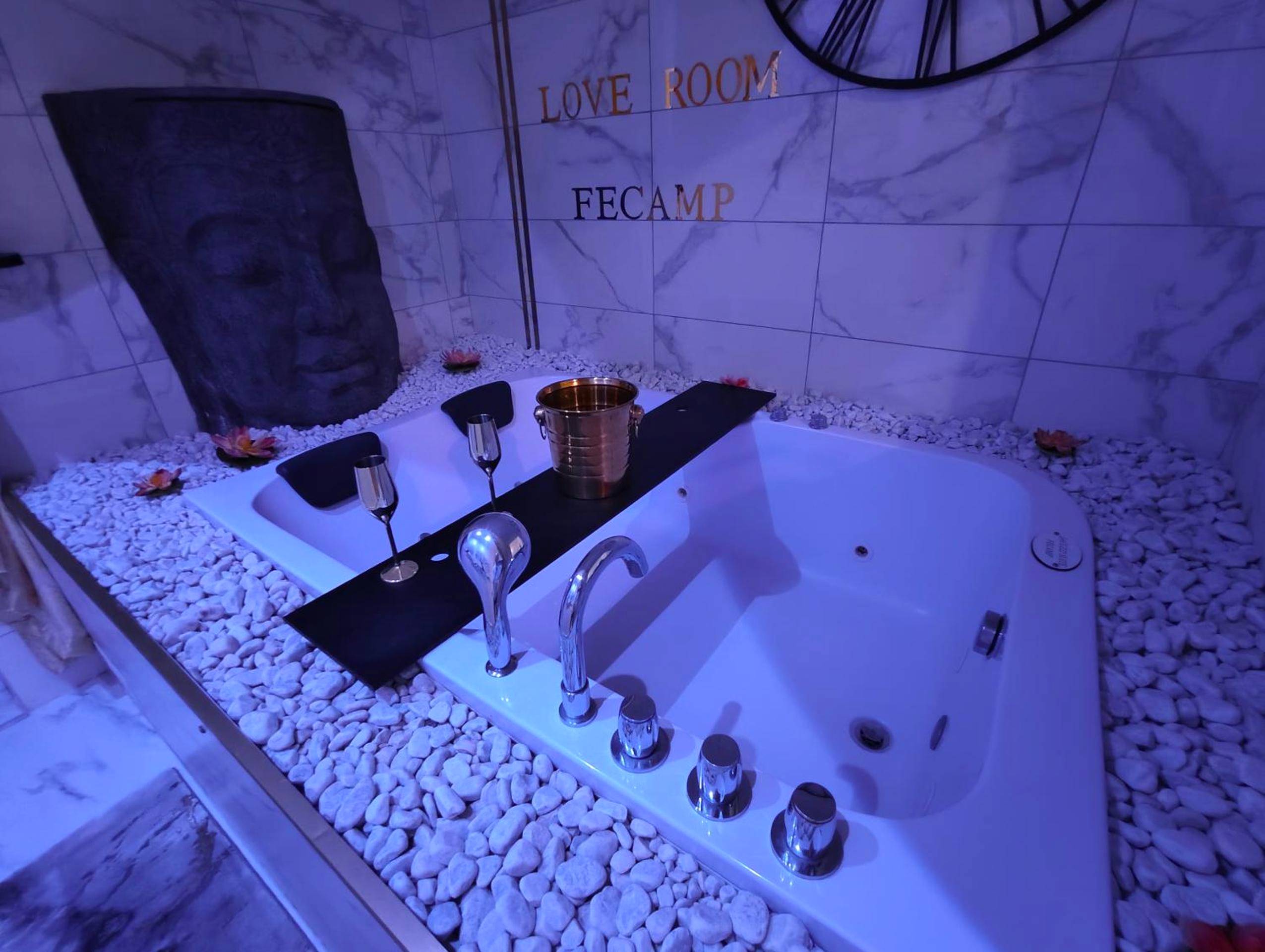 Photo du logement - Jacuzzi Romantique 15 min Etretat 3