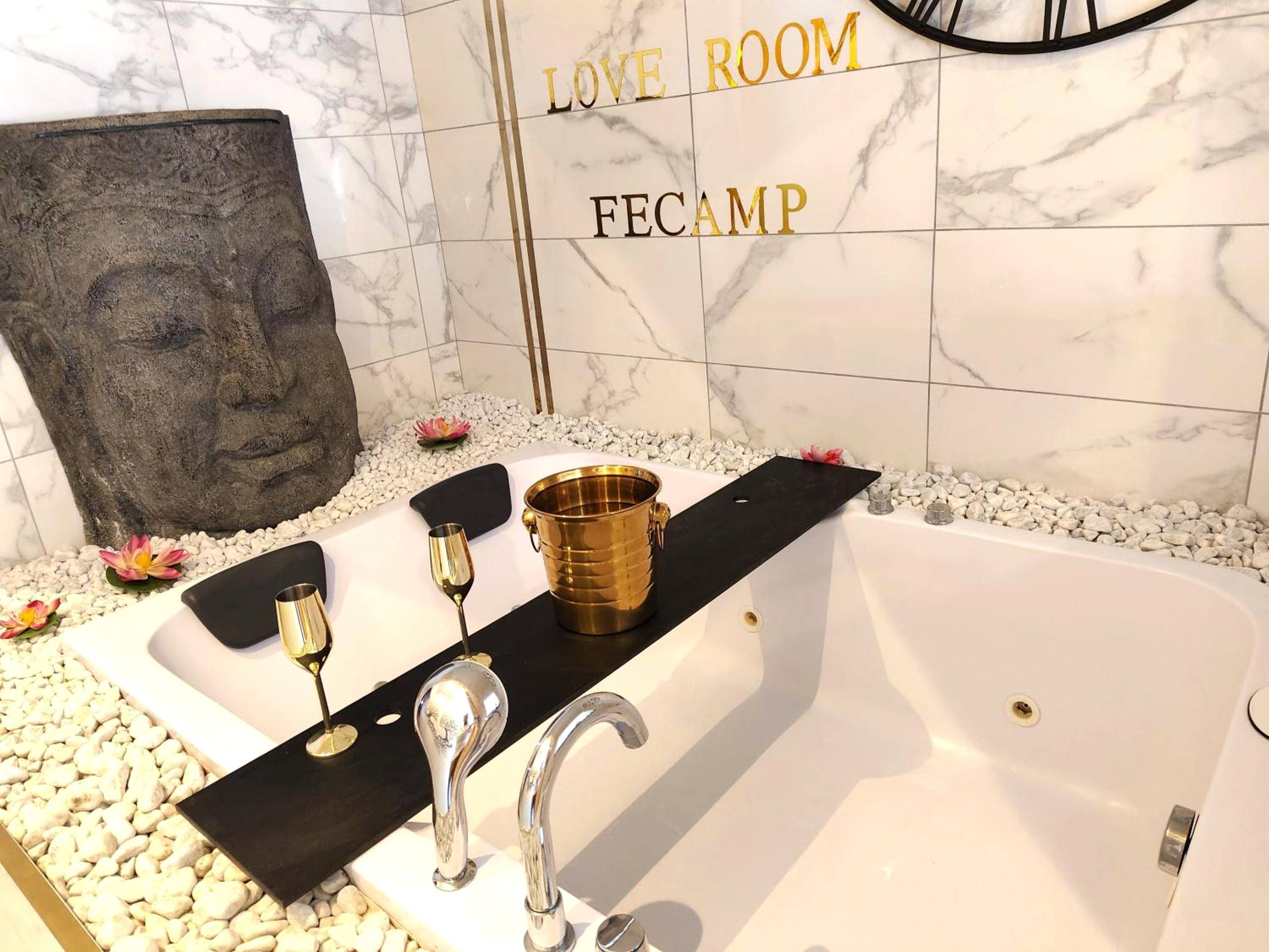 Photo du logement - Jacuzzi Romantique 15 min Etretat 3