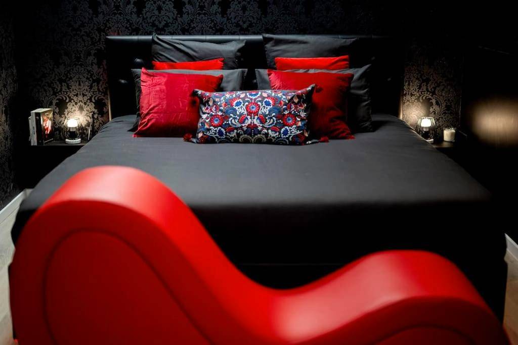 Photo du logement - * Love Room jacuzzi * - Val de Virvée