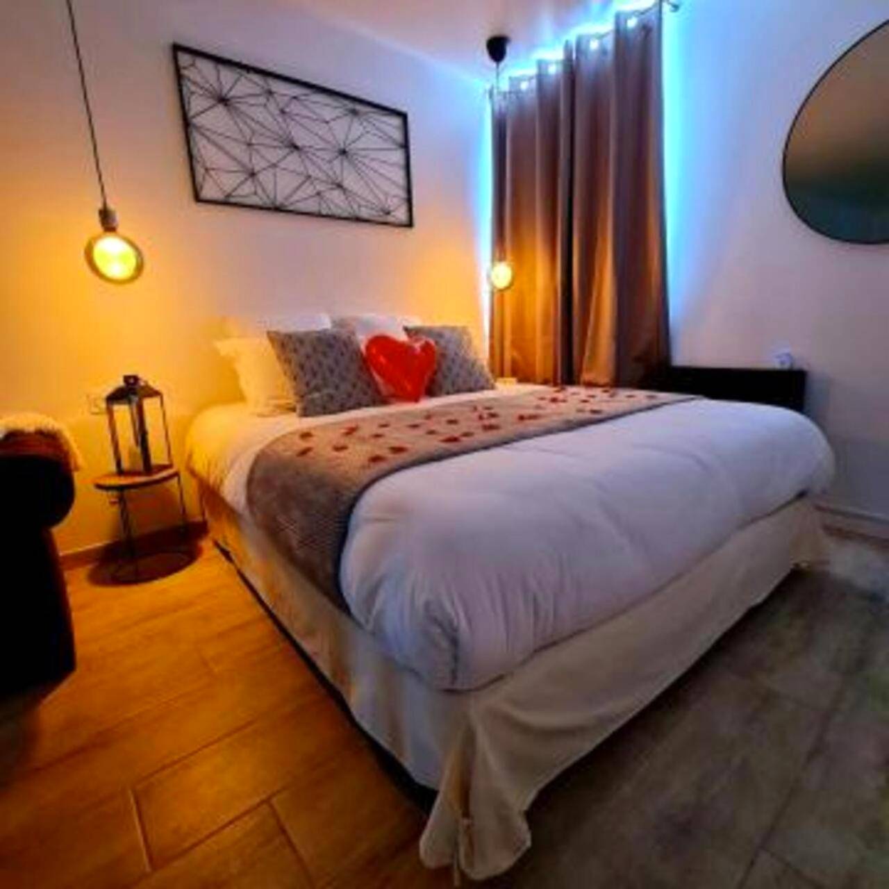 Vue du logement - Superbe appartement privé avec jacuzzi