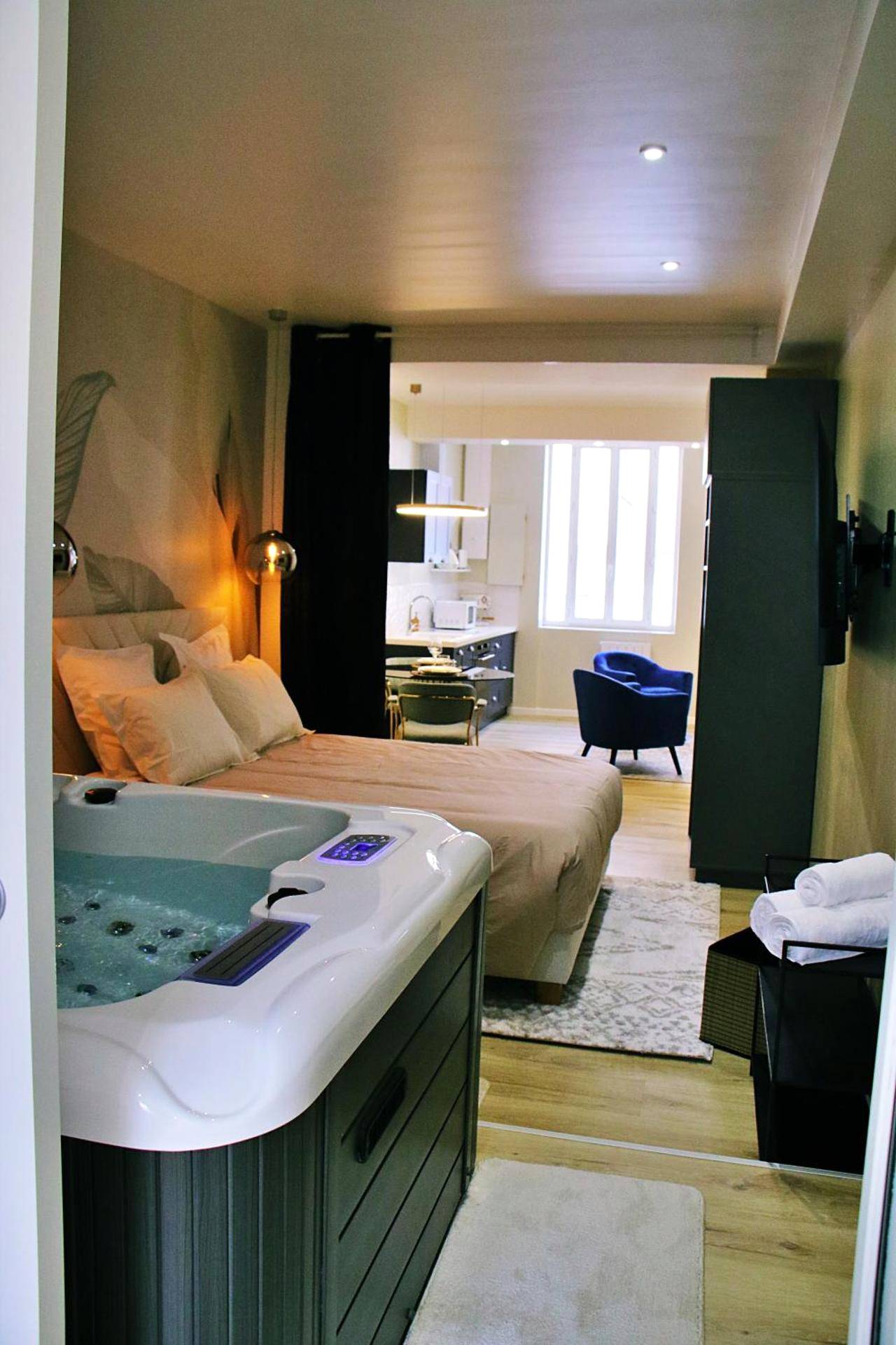 Photo du logement - Appartement luxueux avec Jacuzzi privatif - Roanne