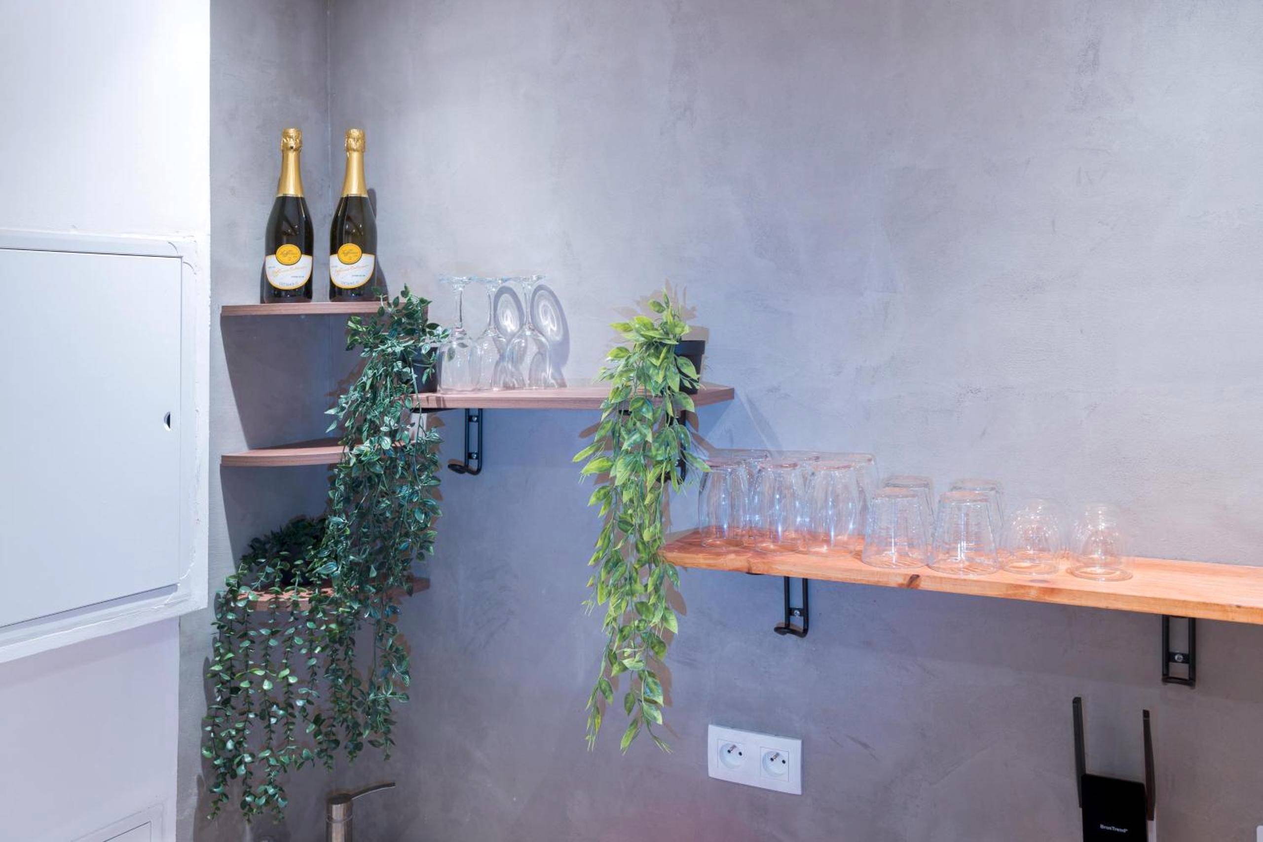 Photo du logement - incroyable love room jacuzzi ,Hammam,cinema - Le Beausset