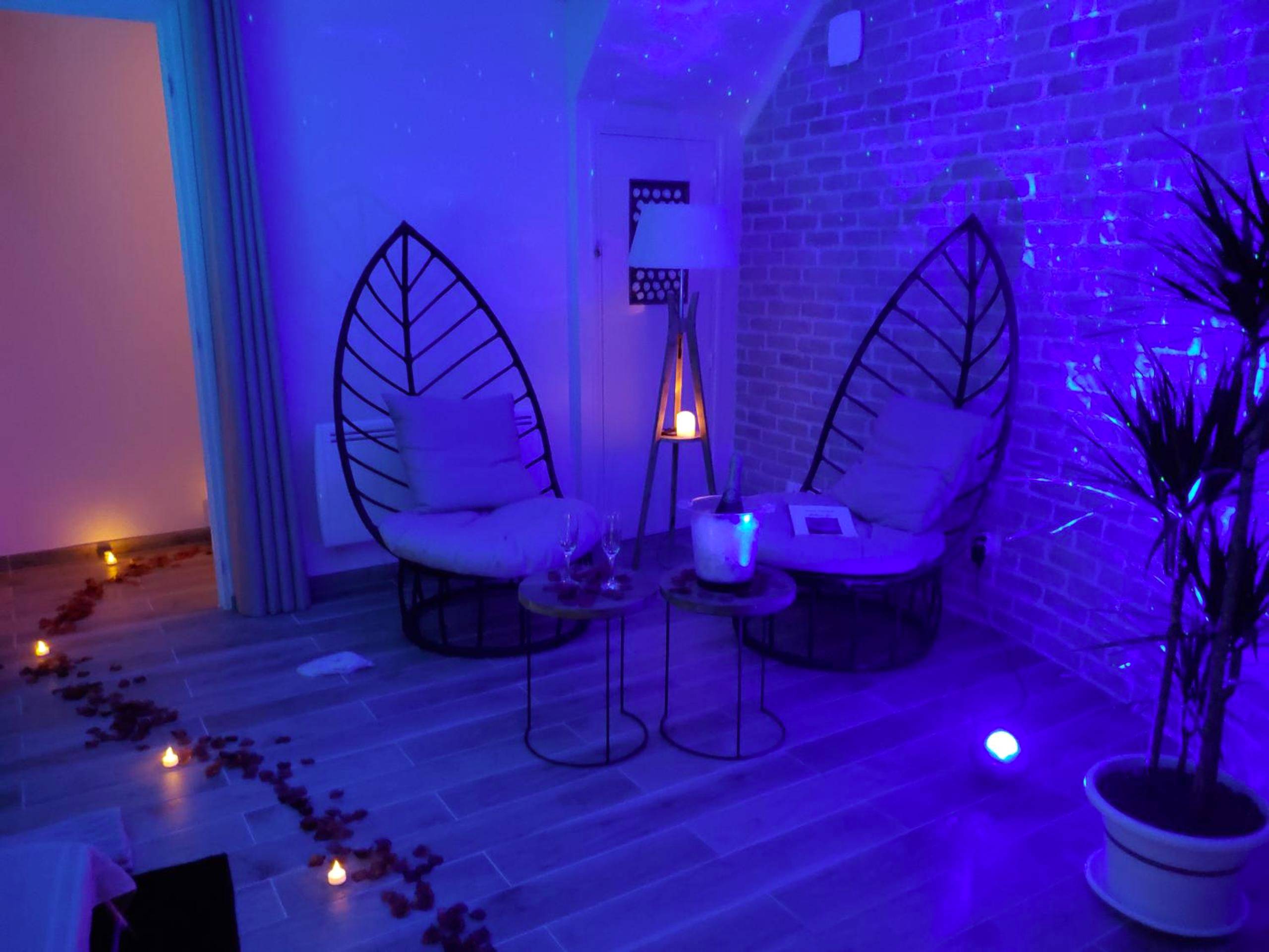 Photo du logement - Jacuzzi privatif dans maison de village au calme