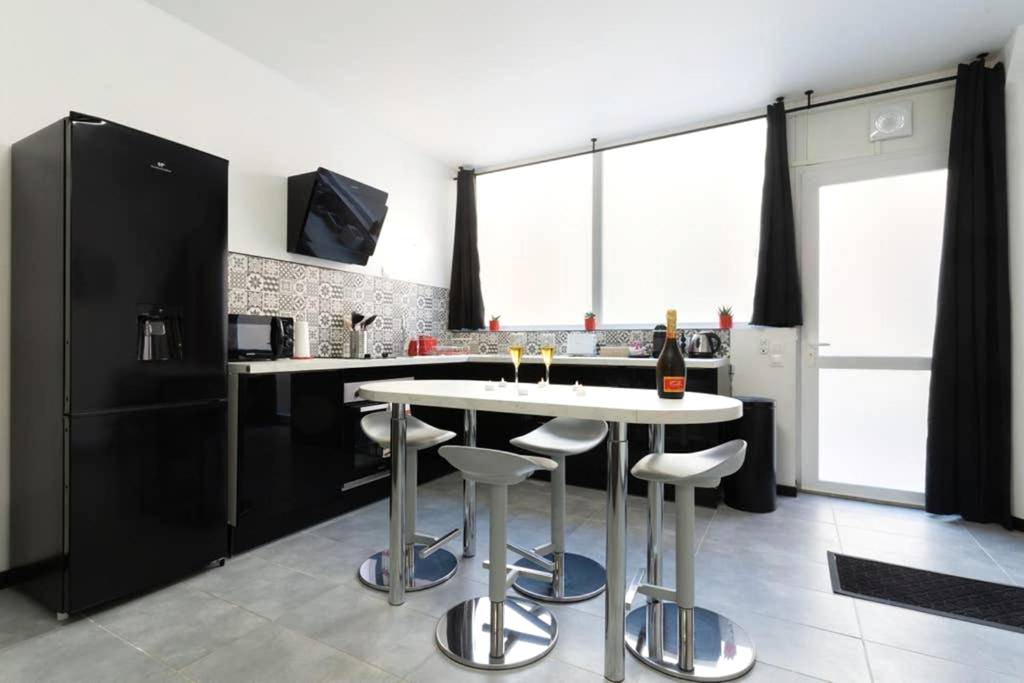 Photo du logement - Nuit romantique avec Jacuzzi SPA privatif proche TOULOUSE