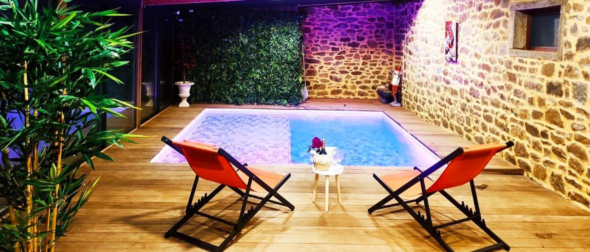 Autre vue interieure - Jacuzzi XXL avec Charme et Caractères de campagne - Tinténiac