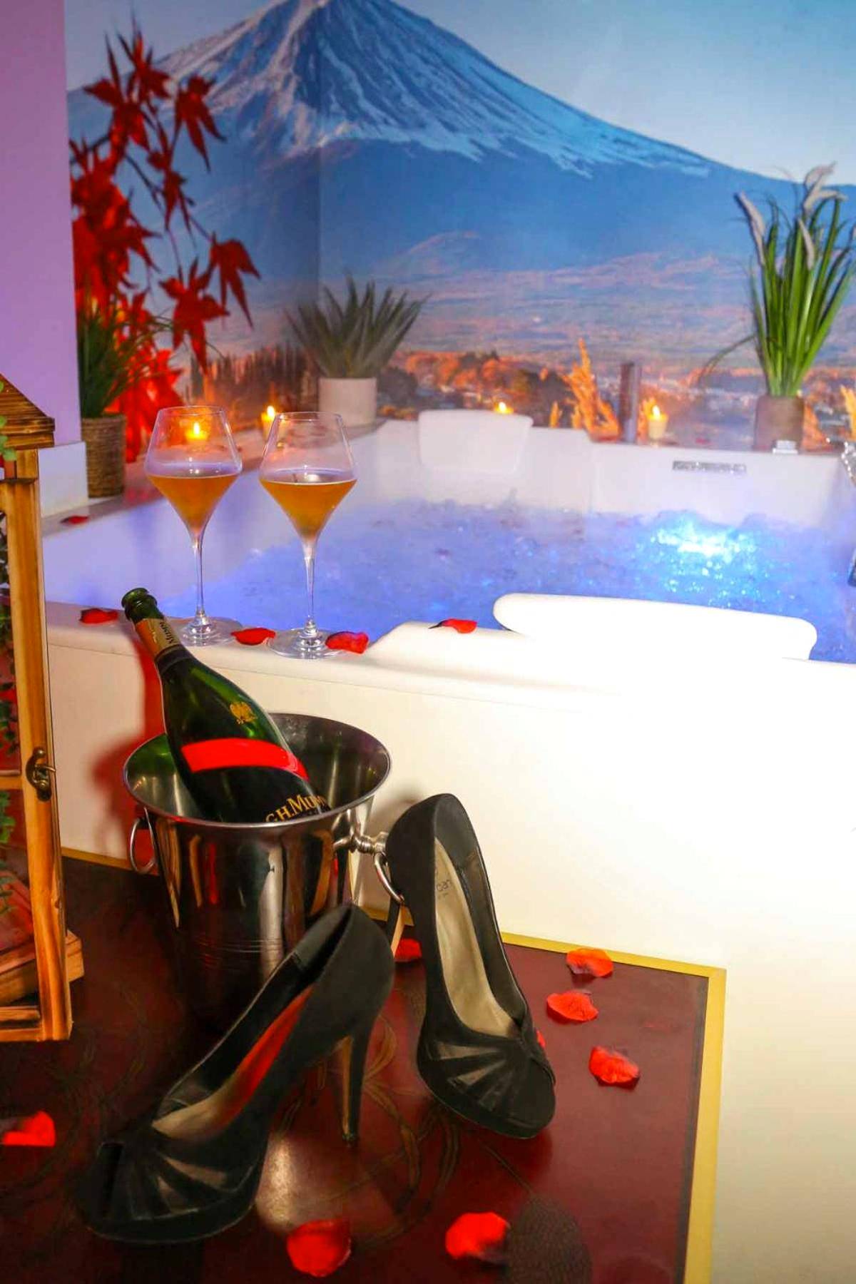 Photo du logement - Le Jade Rouge - Love Gîte Japonais en Normandie