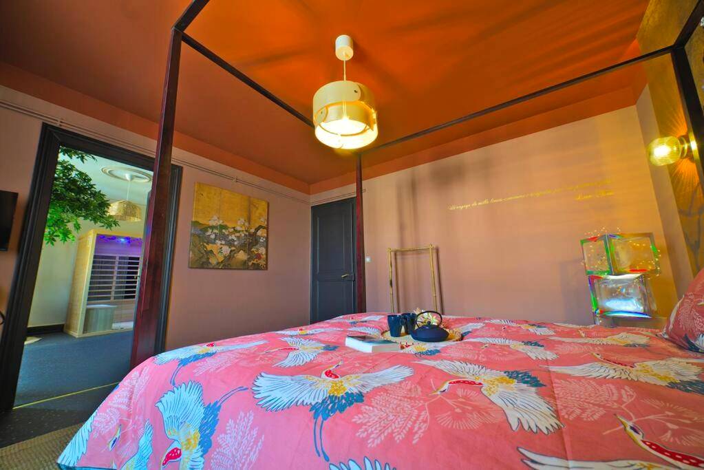 Photo du logement - JapanRoom Jacuzzi&Sauna Haut de gamme parking free - Mulhouse