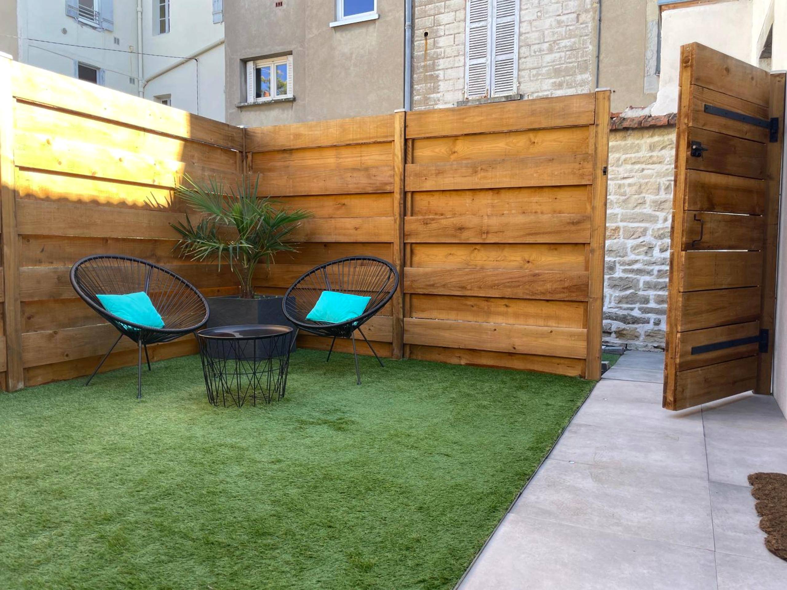 Photo du logement - Les Jardins Secrets - Gare & Centre by Apparts Spa Dijon
