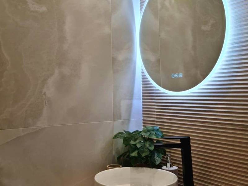 Photo du logement - Jungle Room Jacuzzi Privé Évasion en amoureux