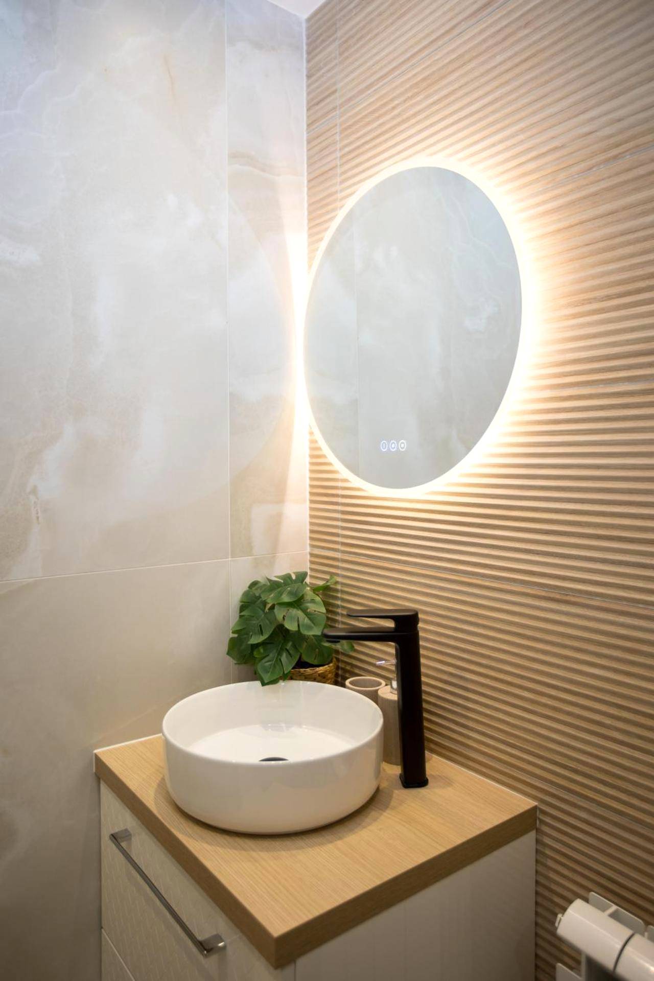 Photo du logement - Jungle Room Jacuzzi Privé Évasion en amoureux - Cannes