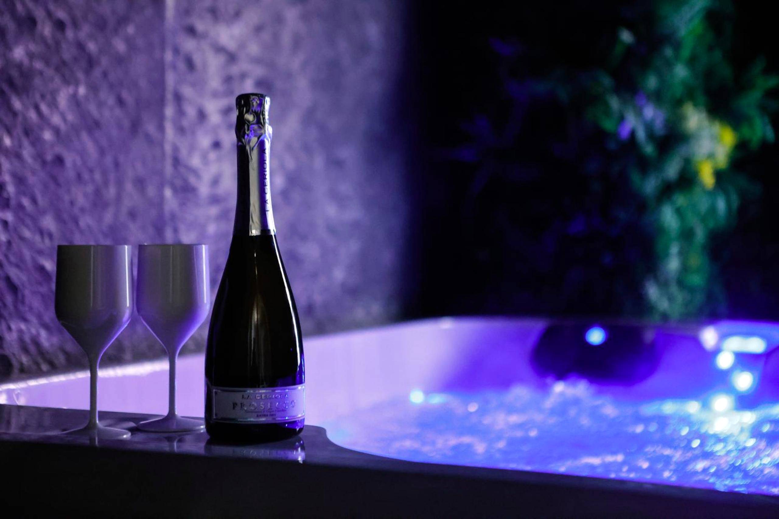 Detail du logement - La Jungle de Toulon, Voyage Sensoriel & Spa
